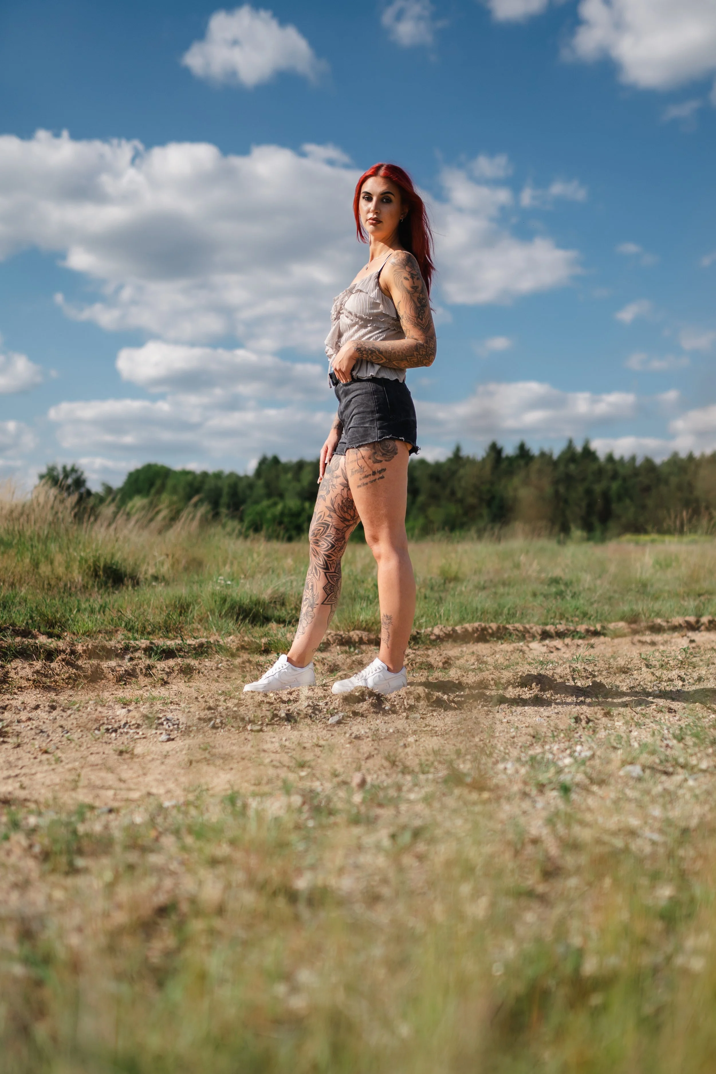 Location 1 — Portrait im Feld