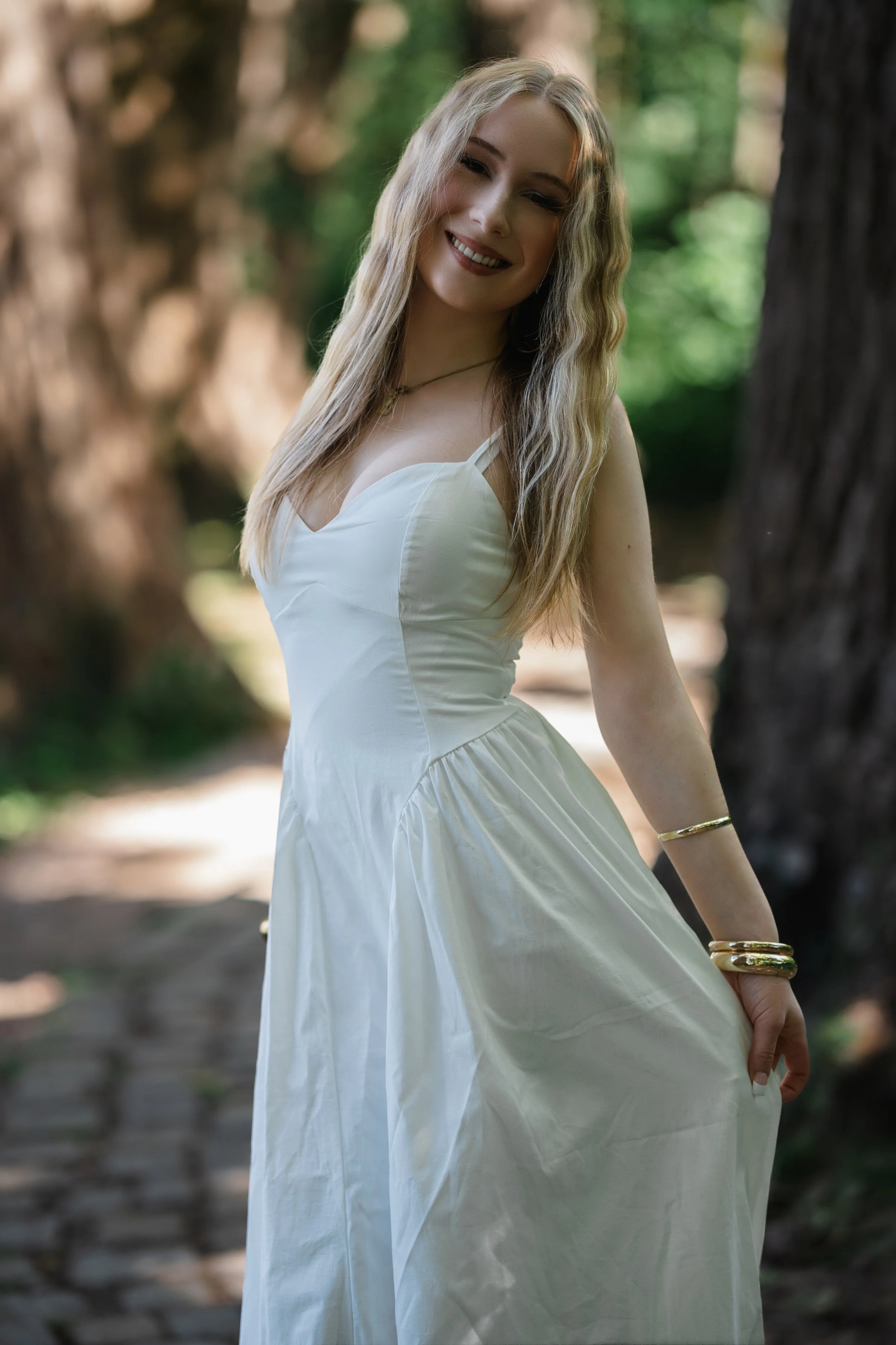 portrait-shooting-regensburg-donauufer-allee-lorena-16.jpg