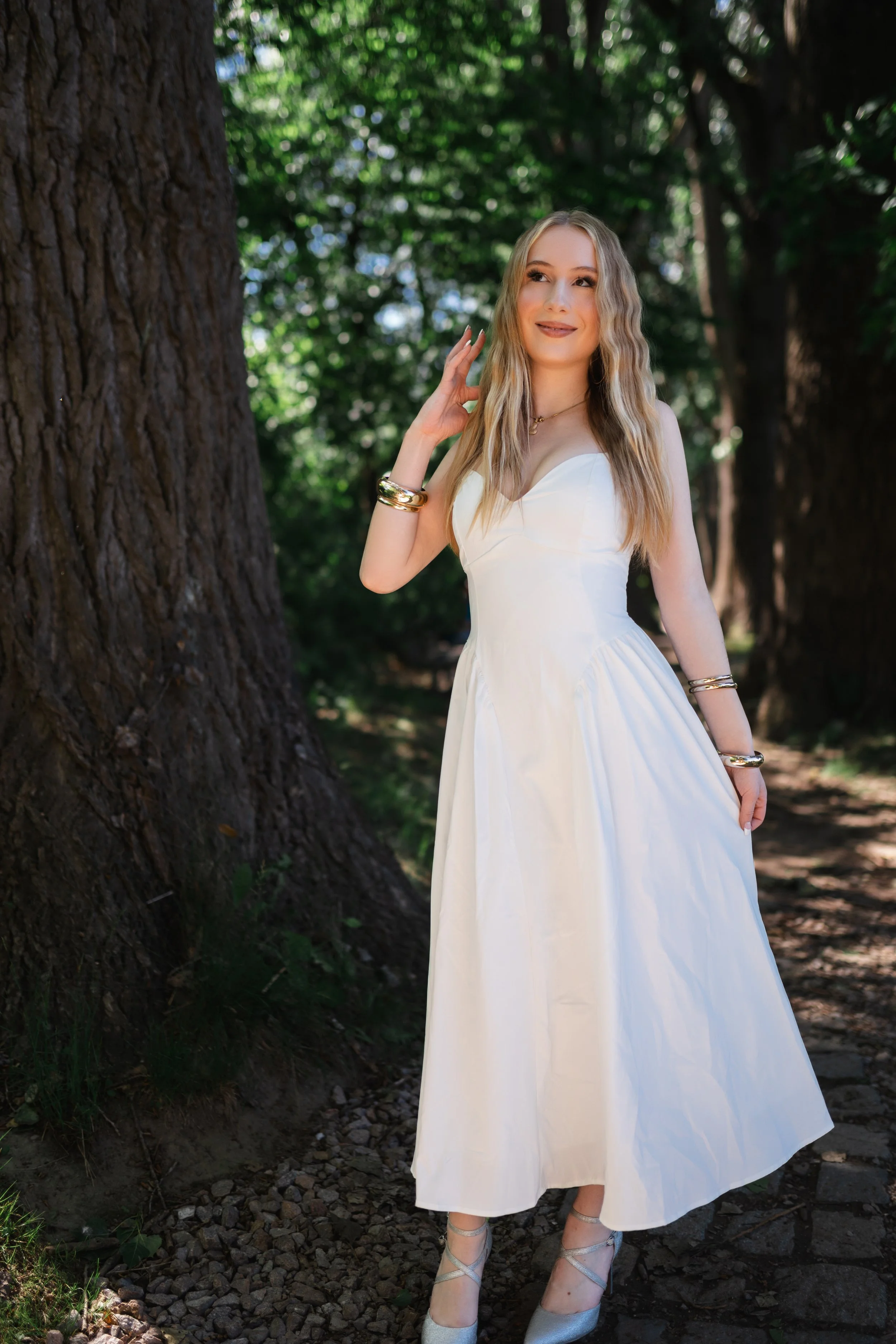 portrait-shooting-regensburg-donauufer-allee-lorena-16.jpg