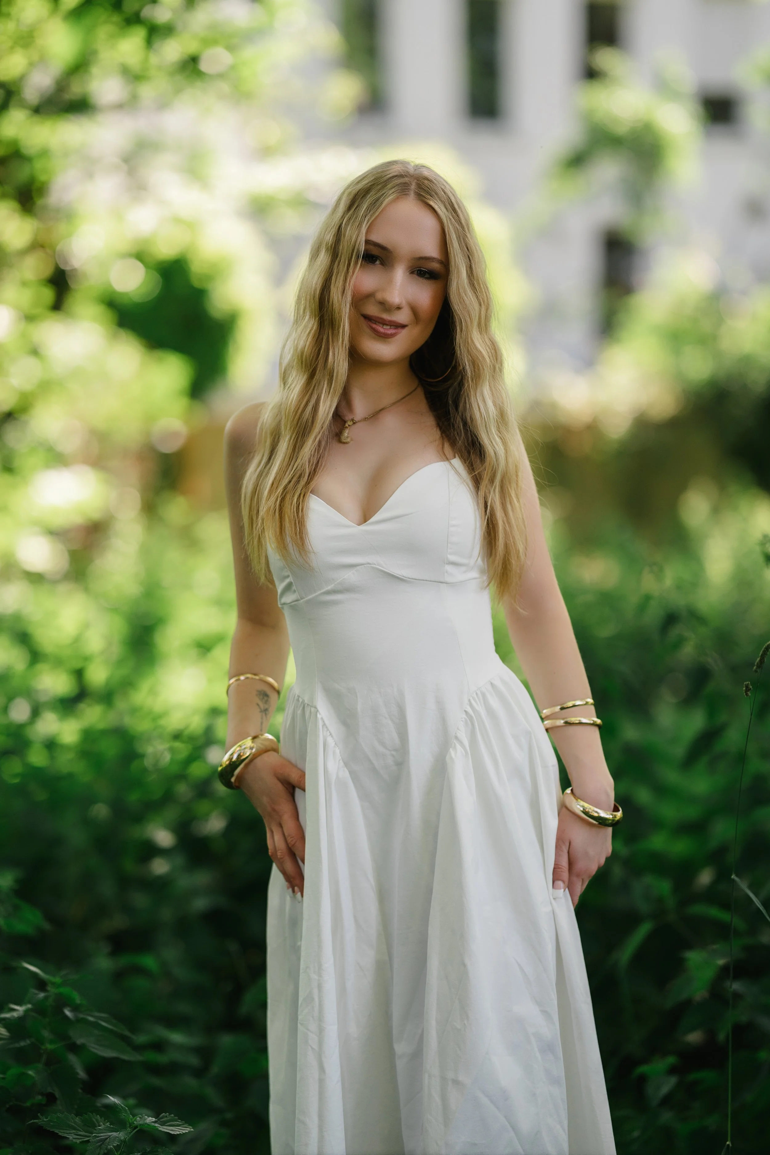 outdoor-portrait-regensburg-gruene-wiese-lorena-25.jpg