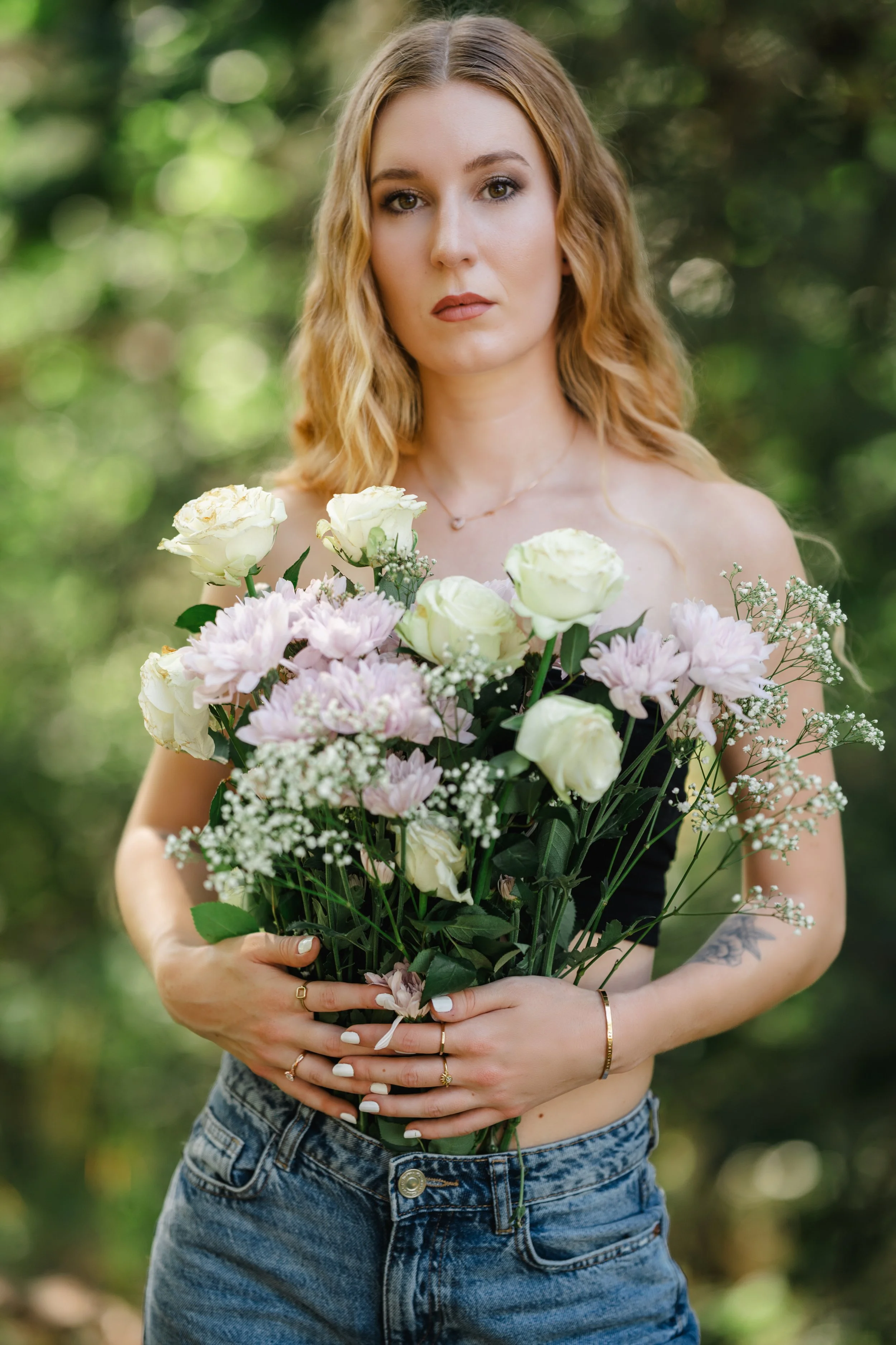 portrait-shooting-steinberger-see-tina-blumen-wald-01.jpg
