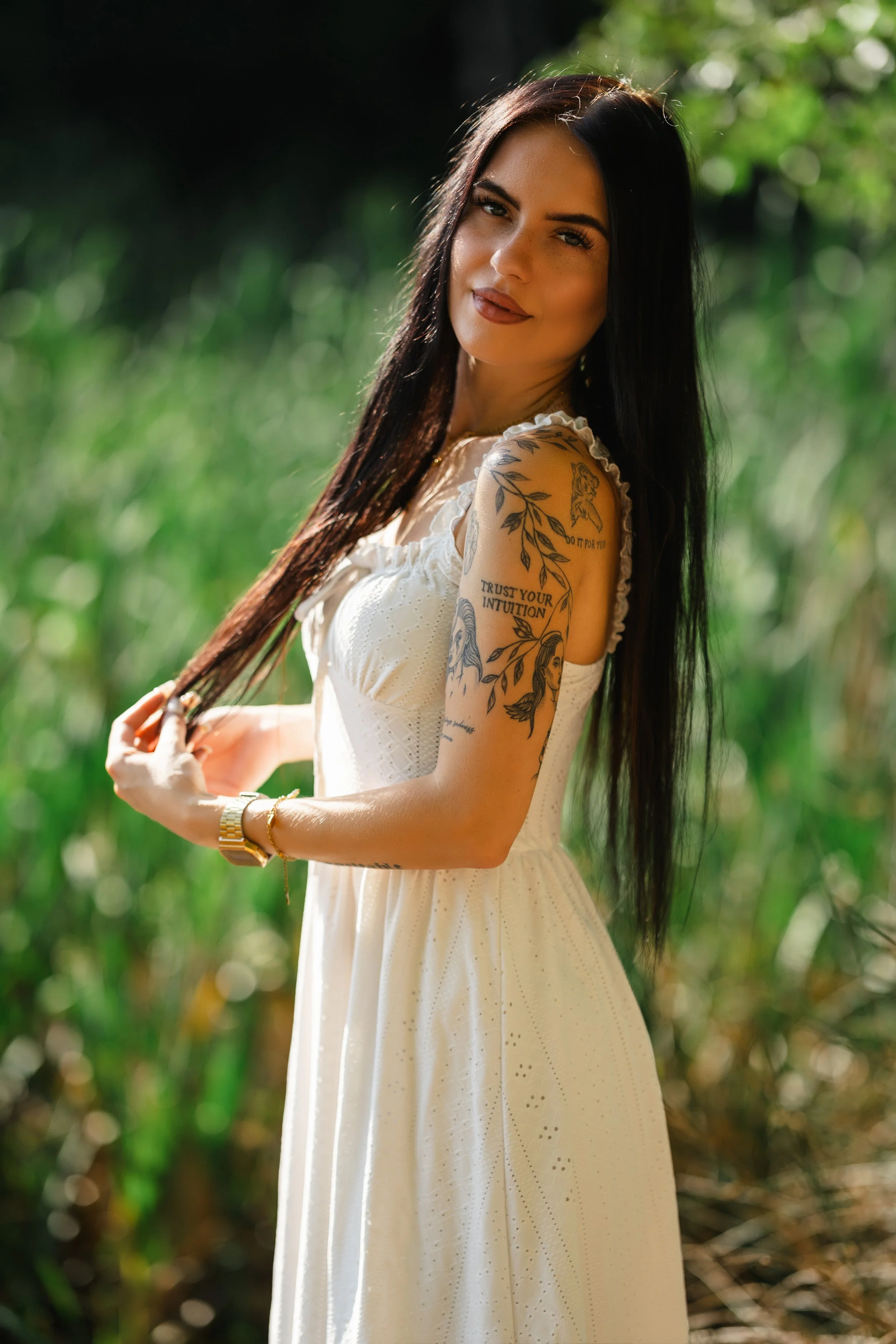 gegenlichtportrait-jennifer-ufergruen.jpg