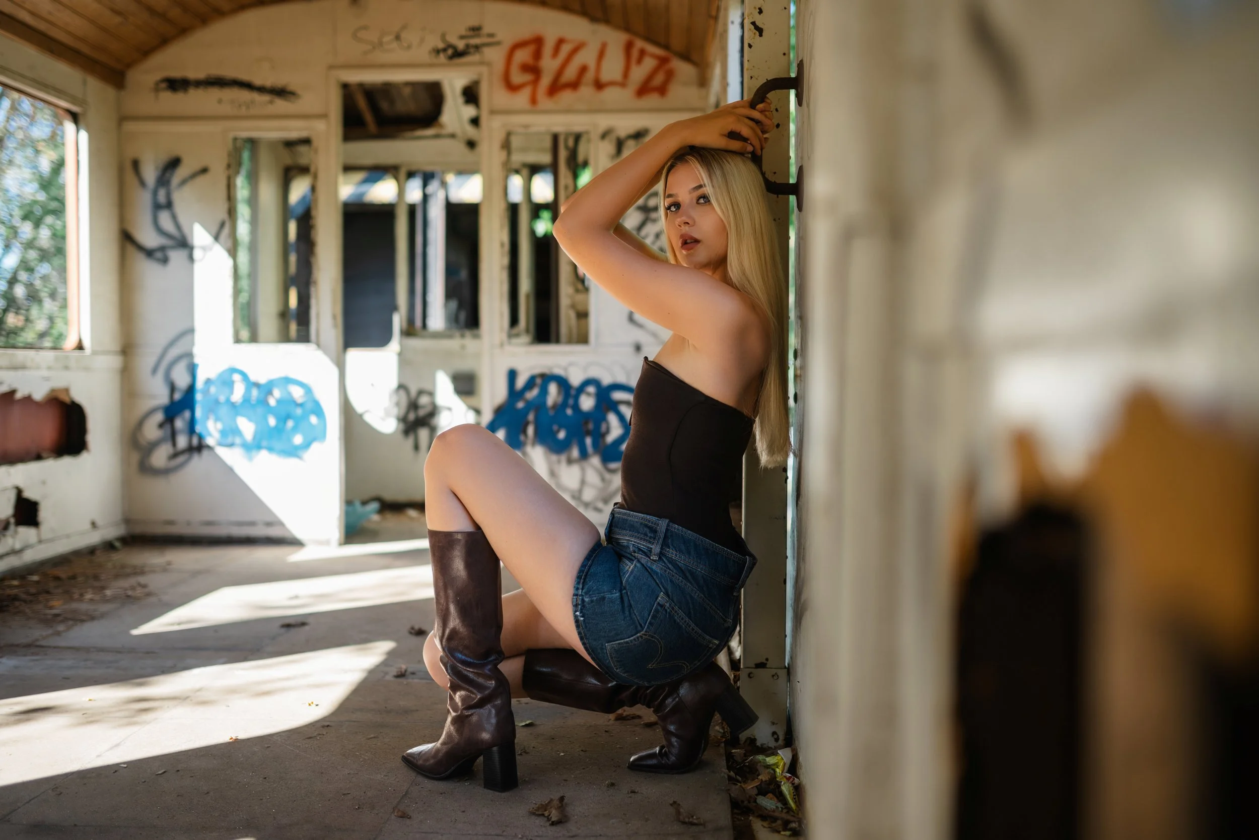   06-sony-a7r-v-portrait-sarina-waggon-licht.jpg