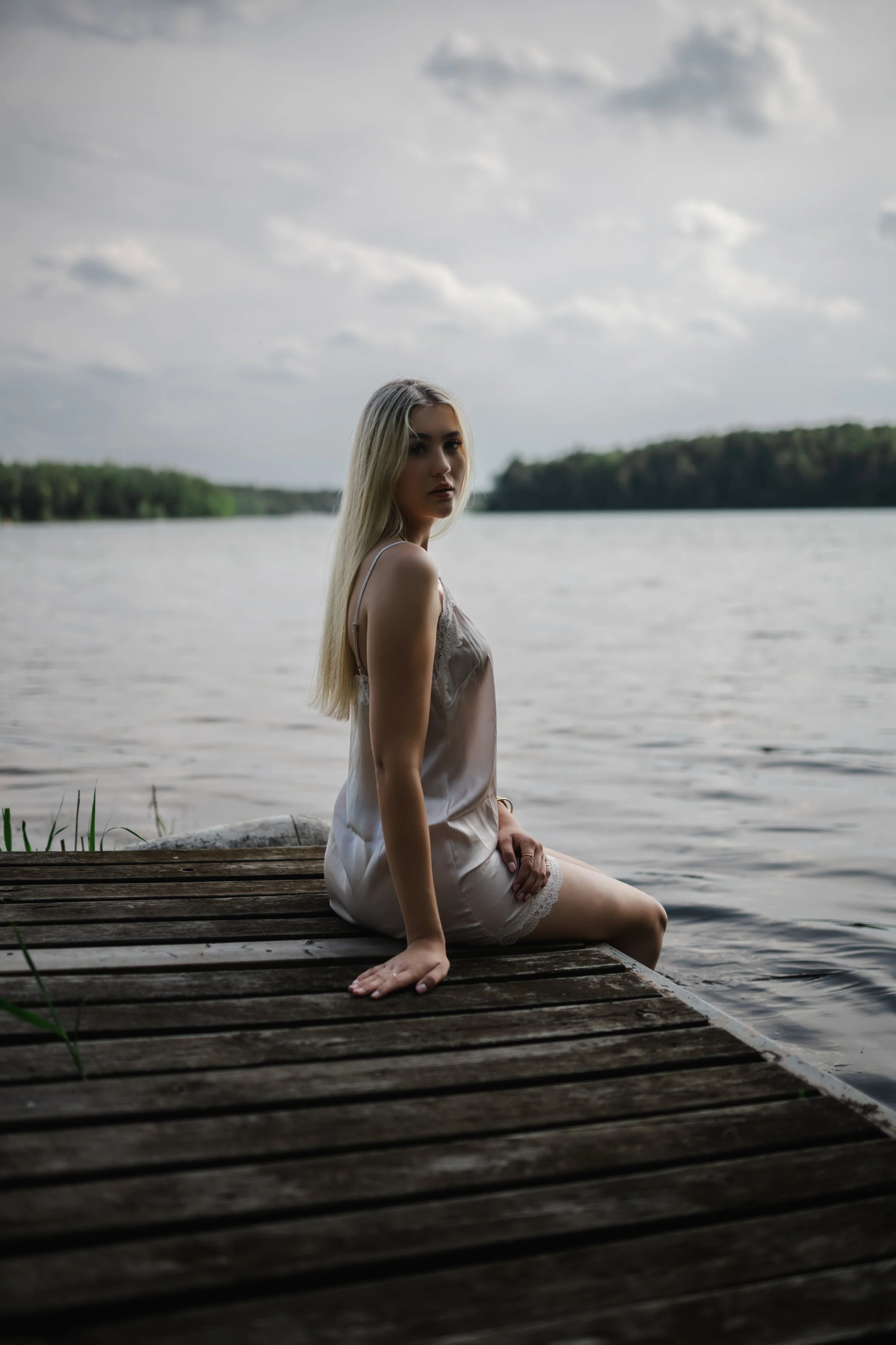 portrait-shooting-steinberger-see-sarina-holzsteg01.jpg