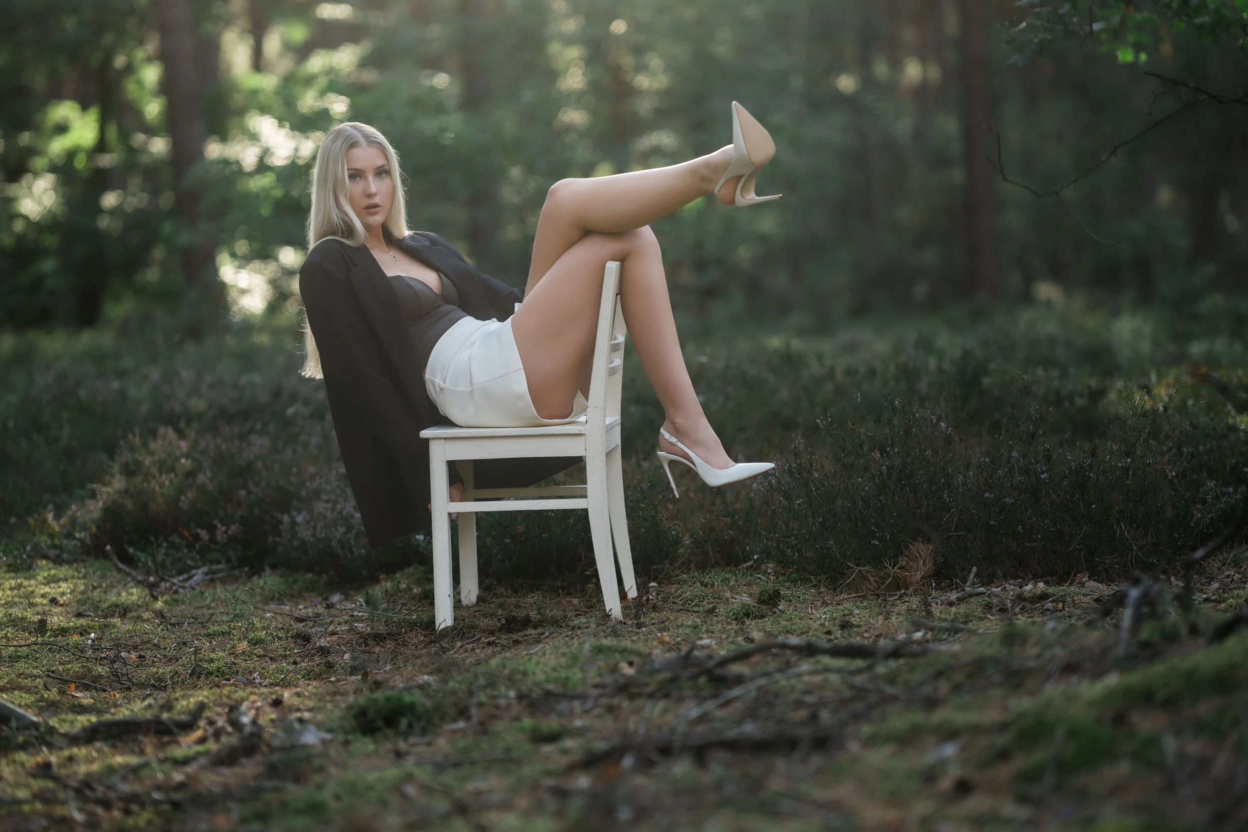 B13_03-waldlicht_sarina.jpg