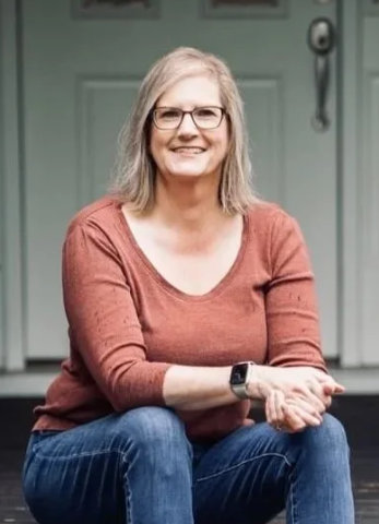 Screenshot Tracey Foels.png
