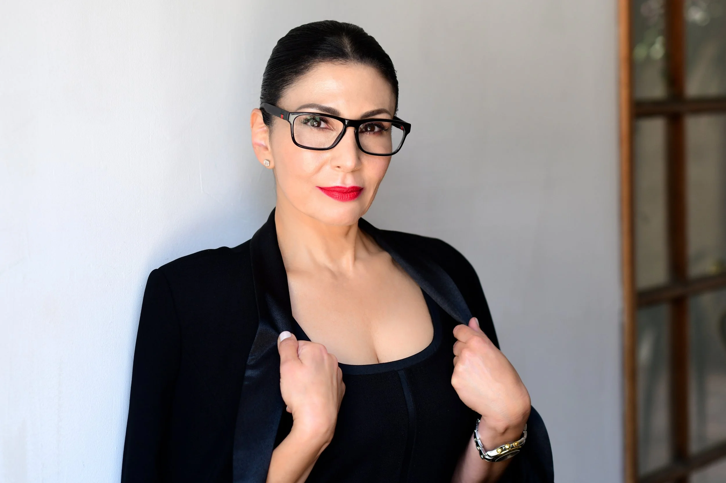 Duchess of Decorum Goes Viral Overnight