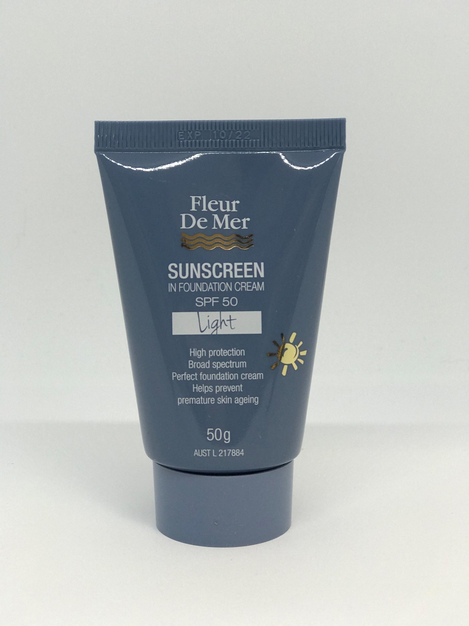 Fleur De Mer Sunscreen with Foundation SPF50+ Light