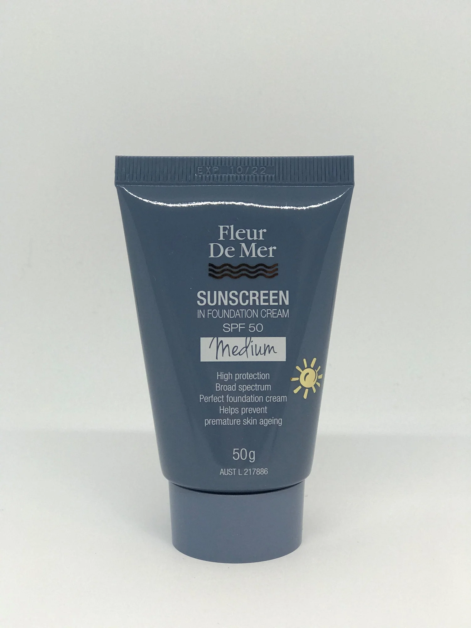 Fleur De Mer Sunscreen with Foundation SPF50+ Medium