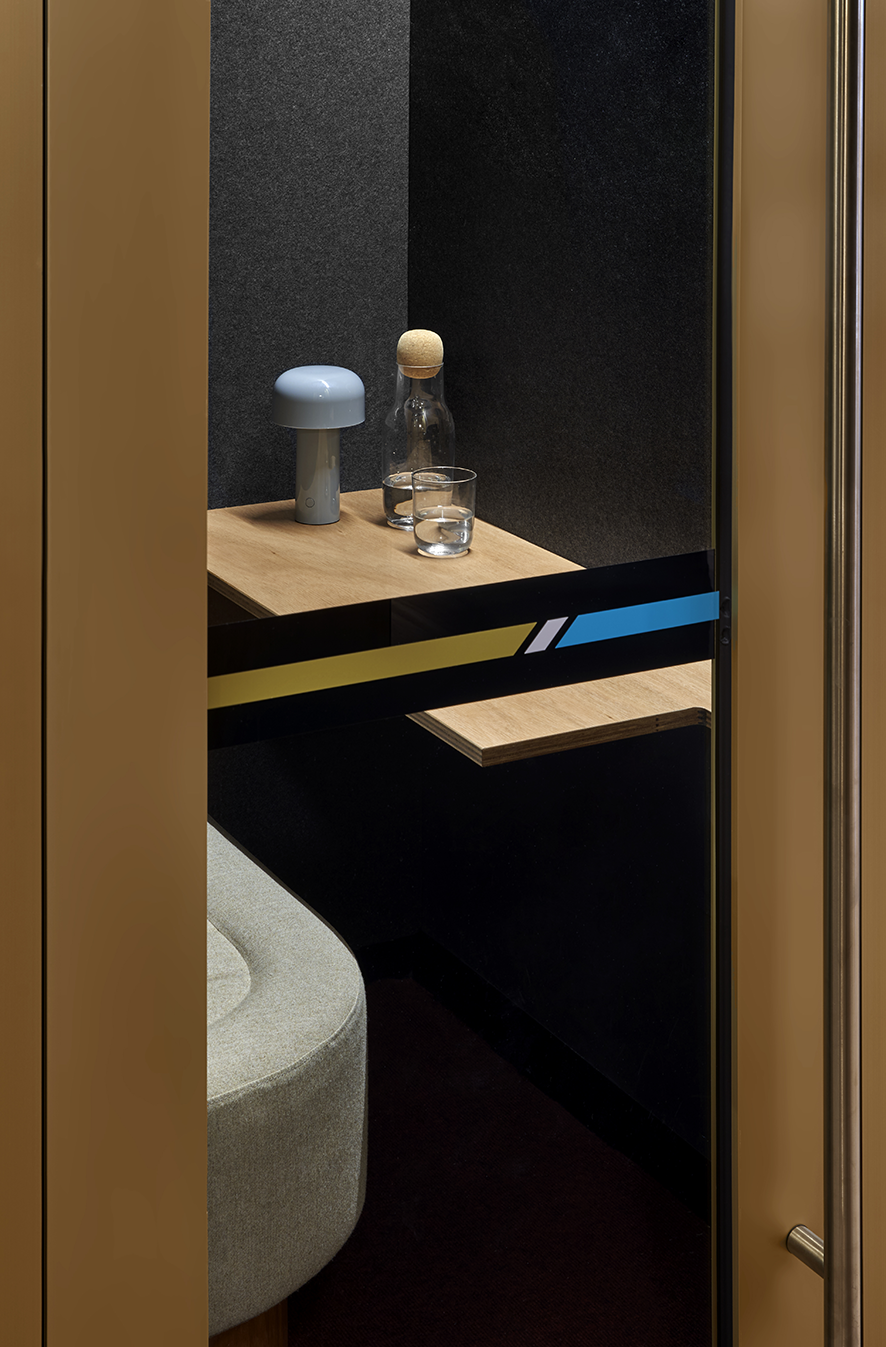 March_Studio_Kapitol_352_h01zfy.png