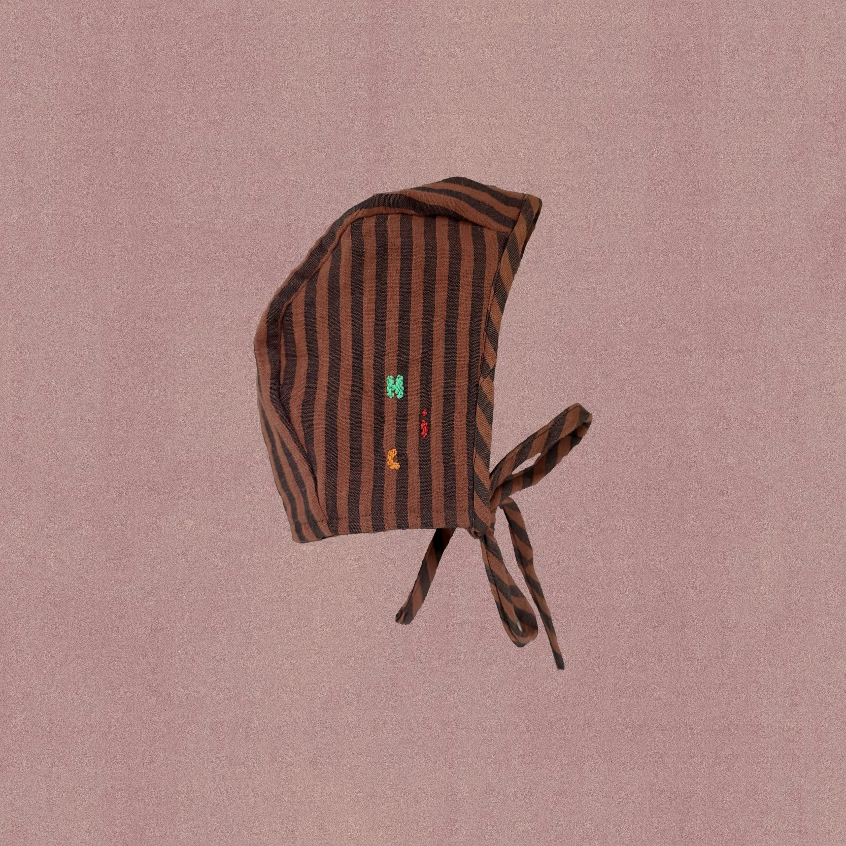 005-brown-stripe-bonnet.jpg