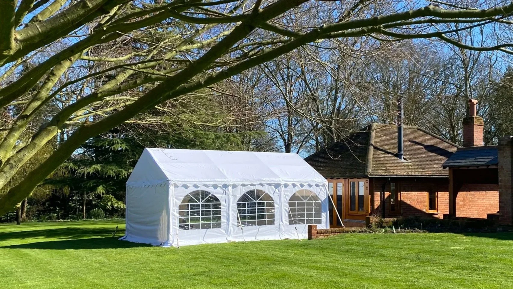 4x8 party wedding event  bare basics no side walls