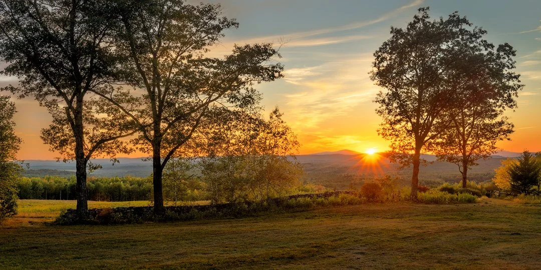 SUNSET-ON-MOUNT-KEARSAGE-28X14@72-WEB.jpg