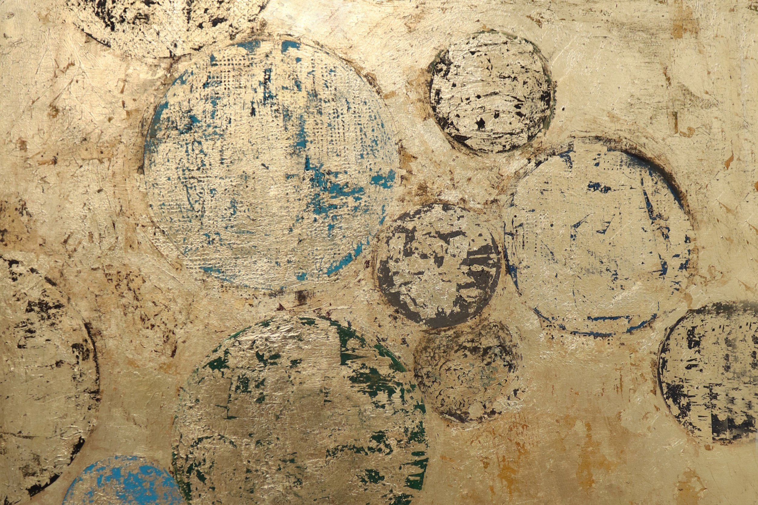 Finding the Perfect Gold Leaf for Your Japanese-Inspired Art: A Journey of Craftsmanship
