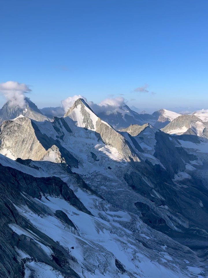 Mega day guiding @sterkjgc on the North Ridge of the Zinalrothorn on Wednesday. Thanks for having me along @claphamski 🙏