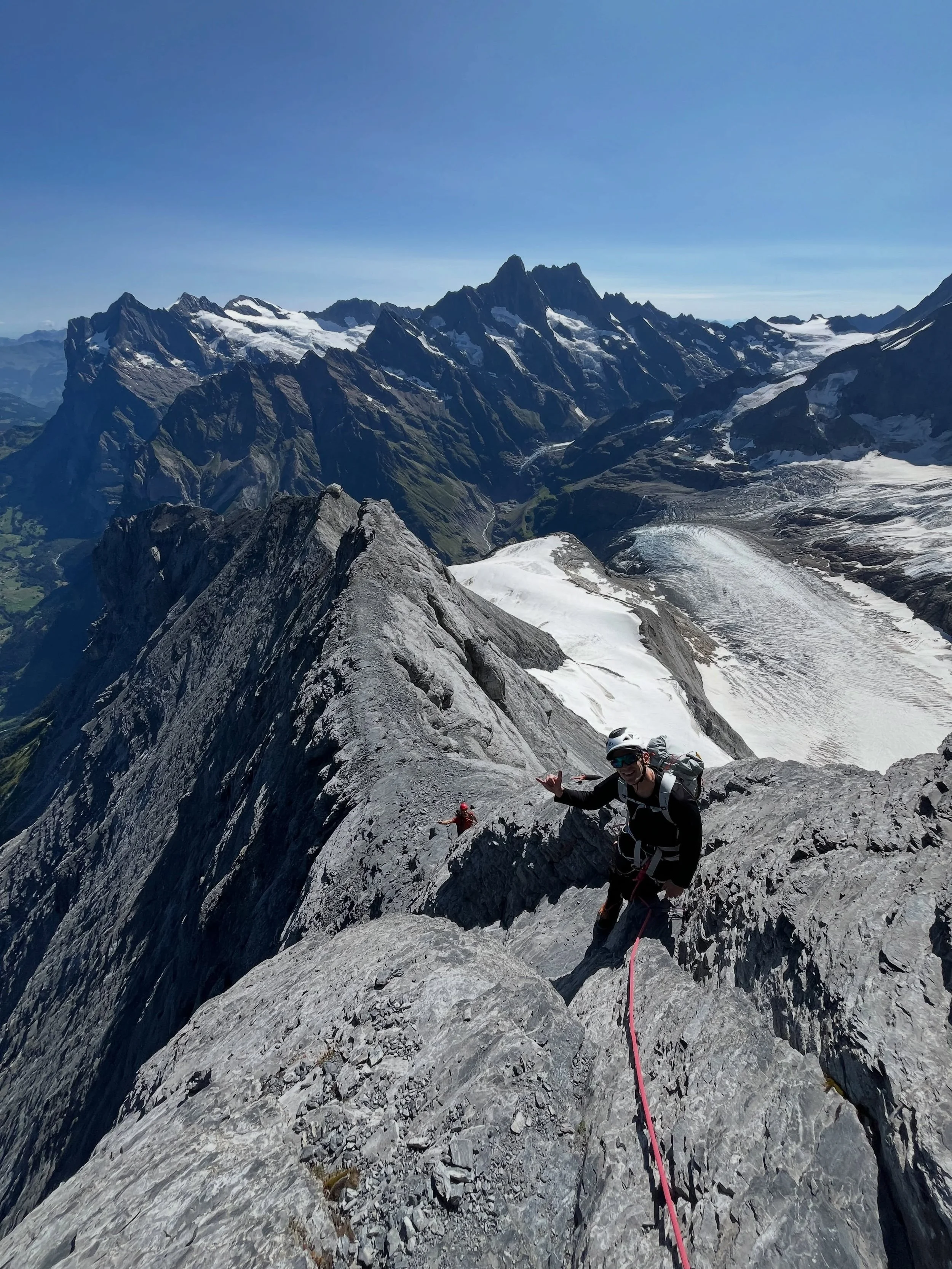 Great day on the Mittellegi Ridge on the Eiger last week, guiding Andrew for @stuart_macdonald_guide . It was a big day starting from the first lift in Grindelwald in the morning, but we made it to the hut just in time for aperitif and a celebratory 