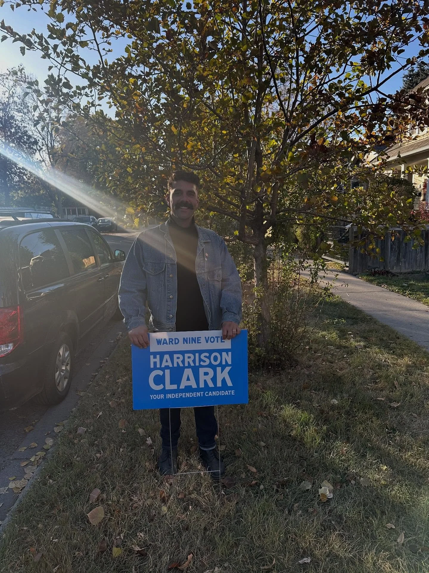 350 signs up around Ward 9. Thank you to everyone supporting and lots of confirmed votes at the doors so feeling grateful! 
Just 5 days left on the campaign journey! Tell your friends, colleagues, everyone you meeting get out to vote Monday October