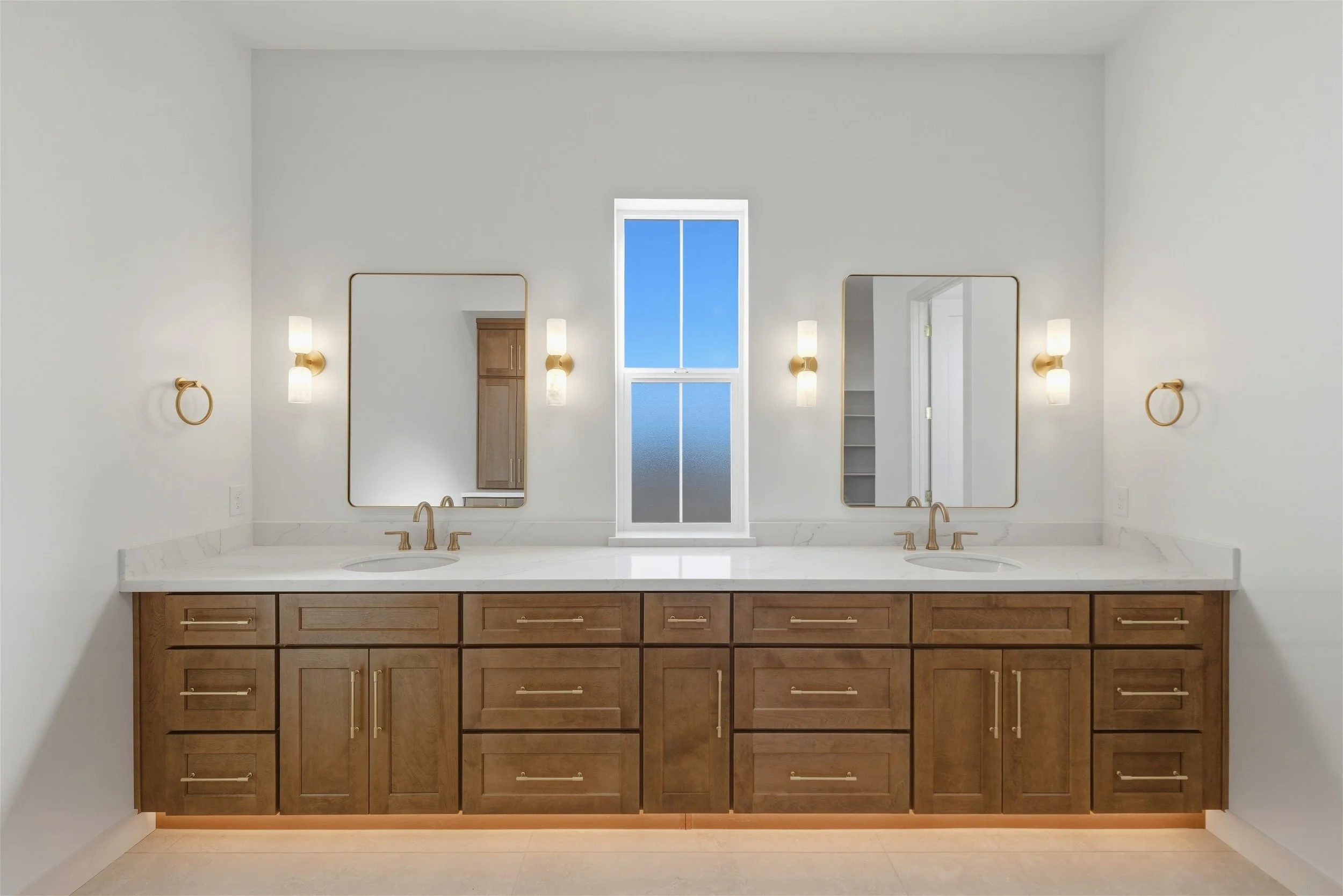 28-Primary Bathroom 6.jpg