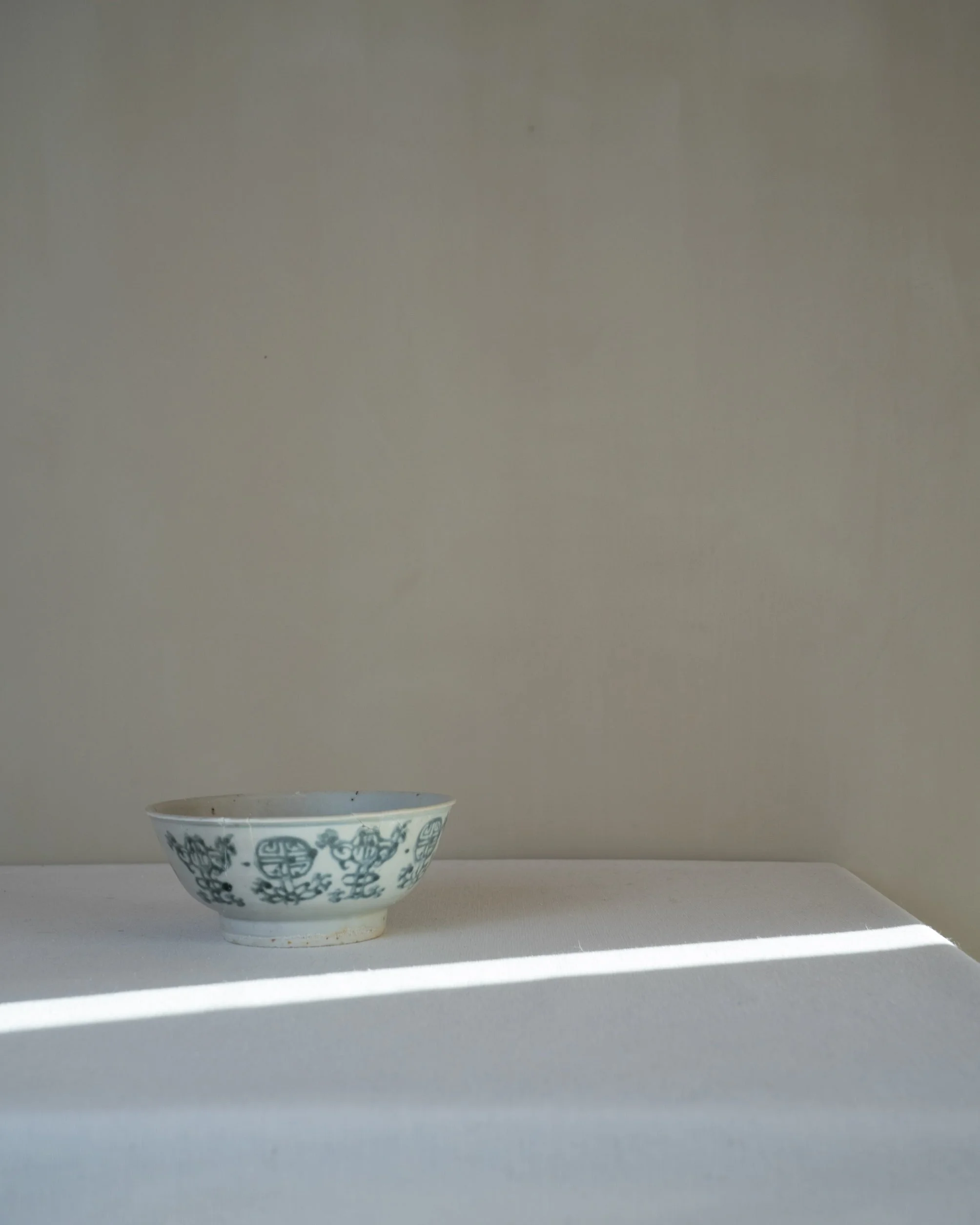Tek Sing blue and white porcelain bowl