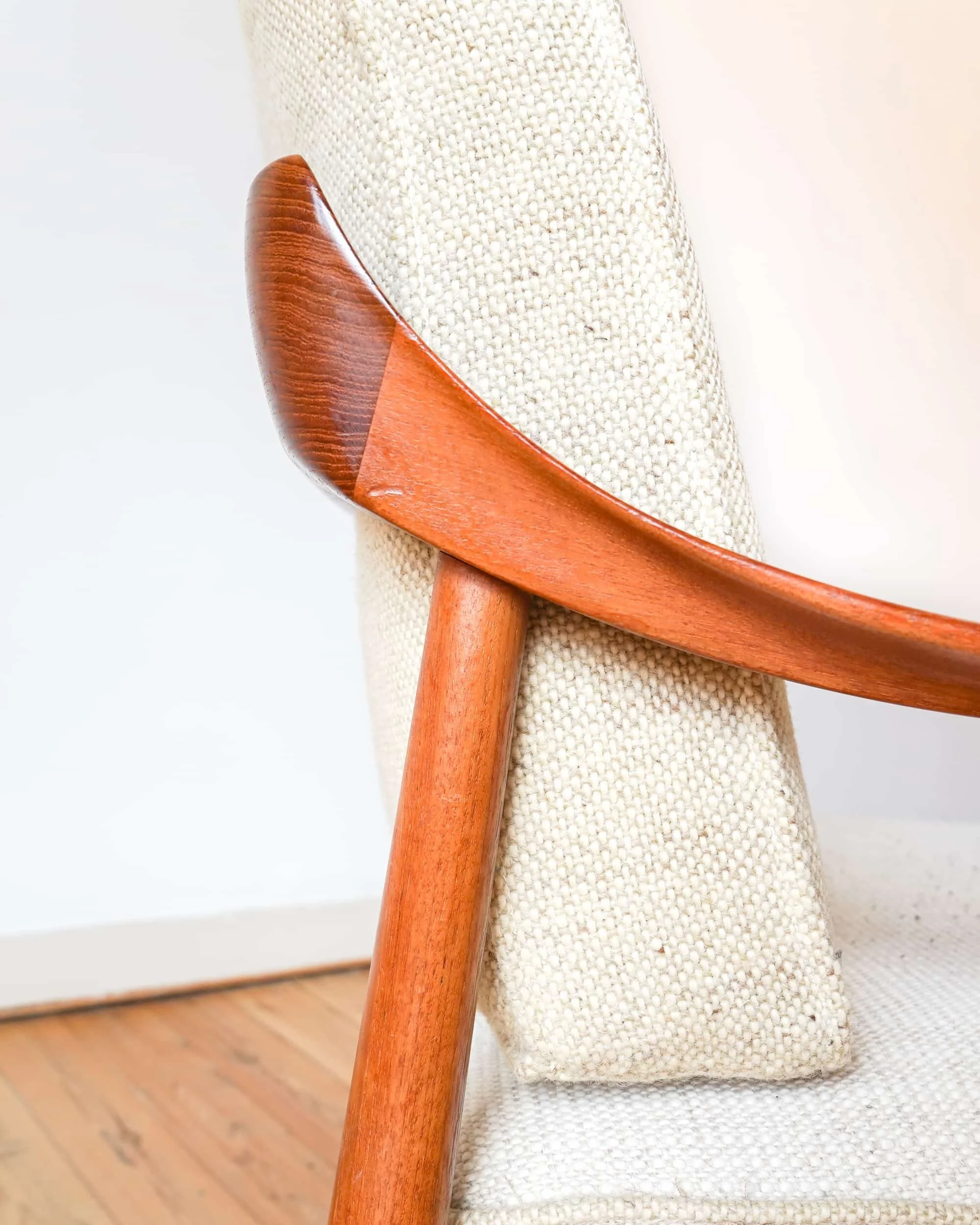 Walter Knoll Antimott chairs