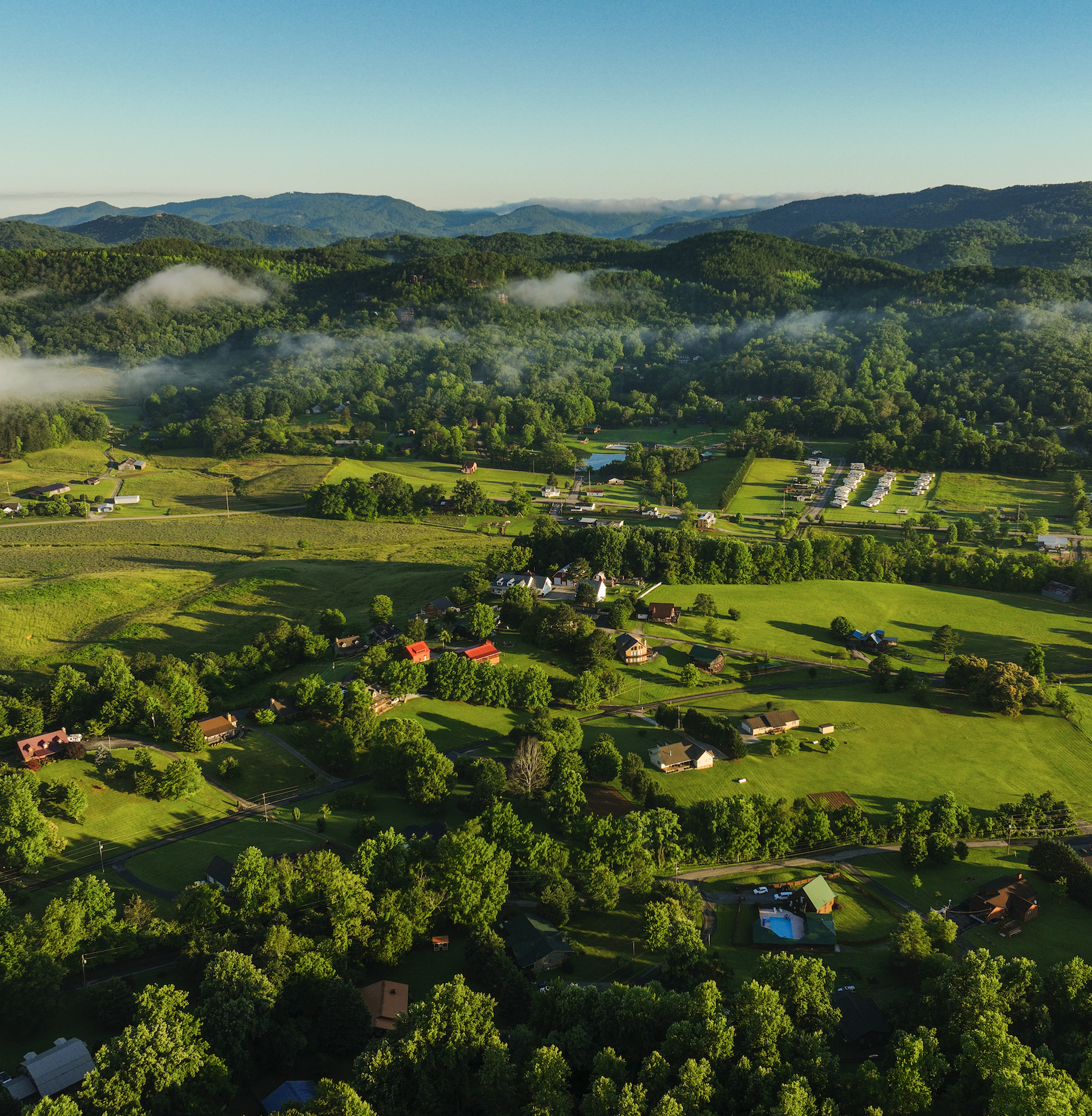 Small Town Sevierville Box Thumbnail.png