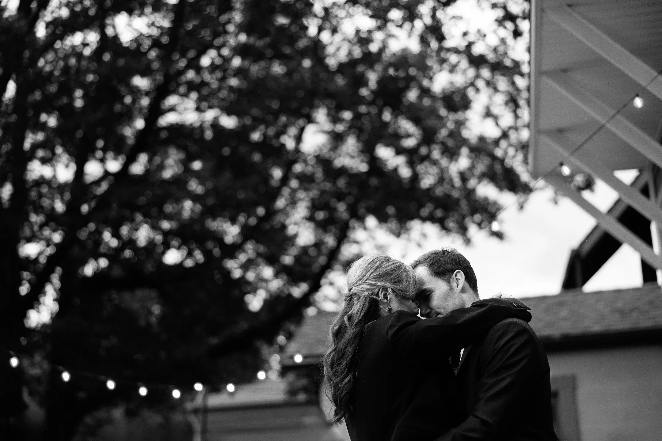 Shoot first wedding: ✅
.
So grateful that Jen and David took a chance on a photographer new to weddings. I had a blast and am actively booking 2026. If you or a loved one need elegant, timeless, and true-to-you wedding photos, reach out via my websit