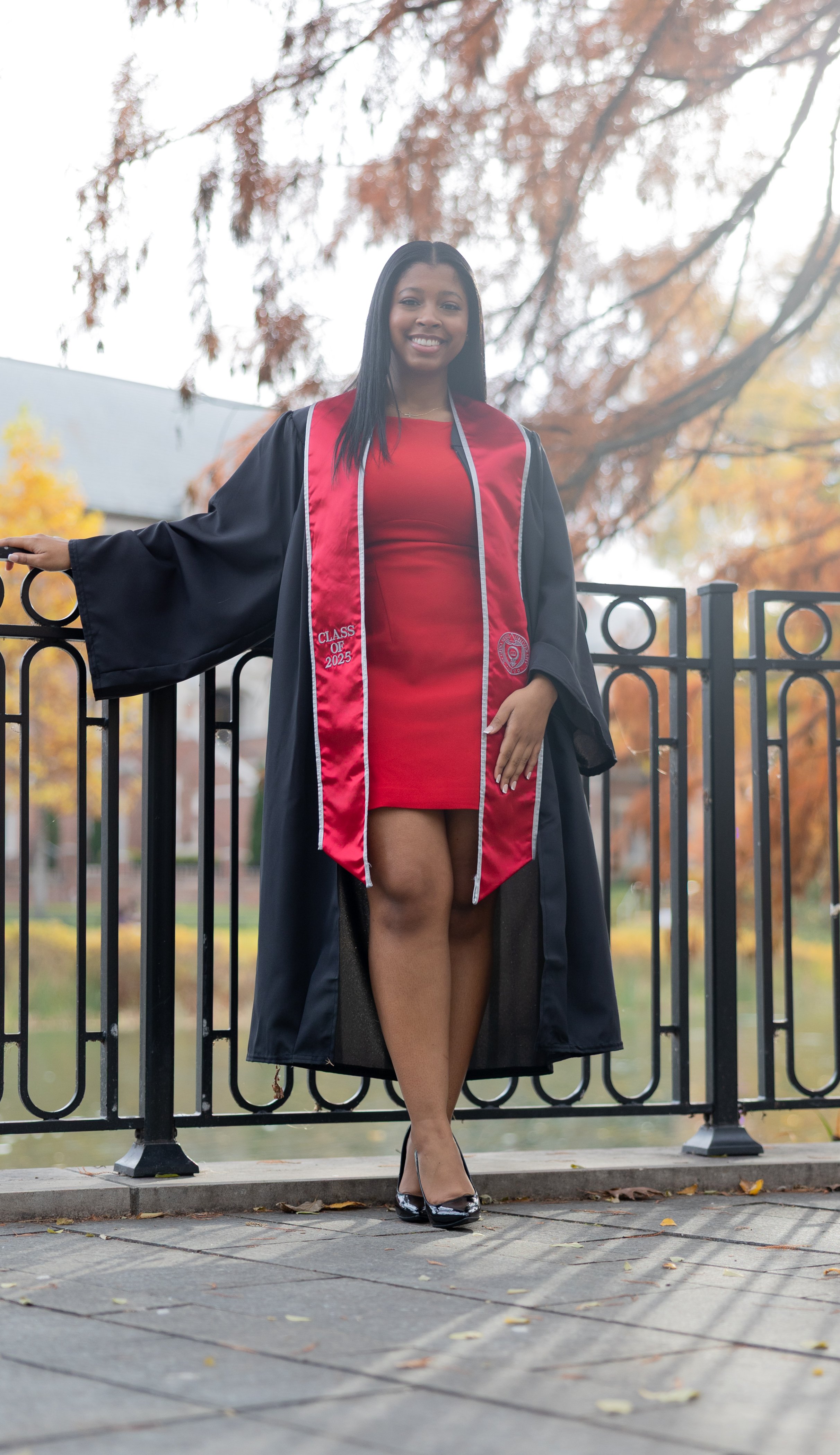 AM_GabbyIrving_GraduationPhotos_0008.jpg