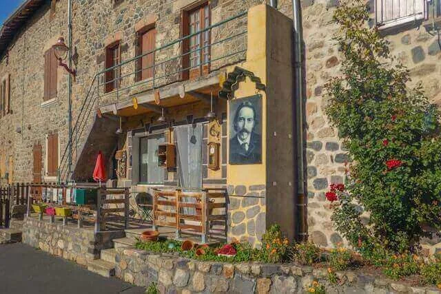 Robert Louis Stevenson image on home