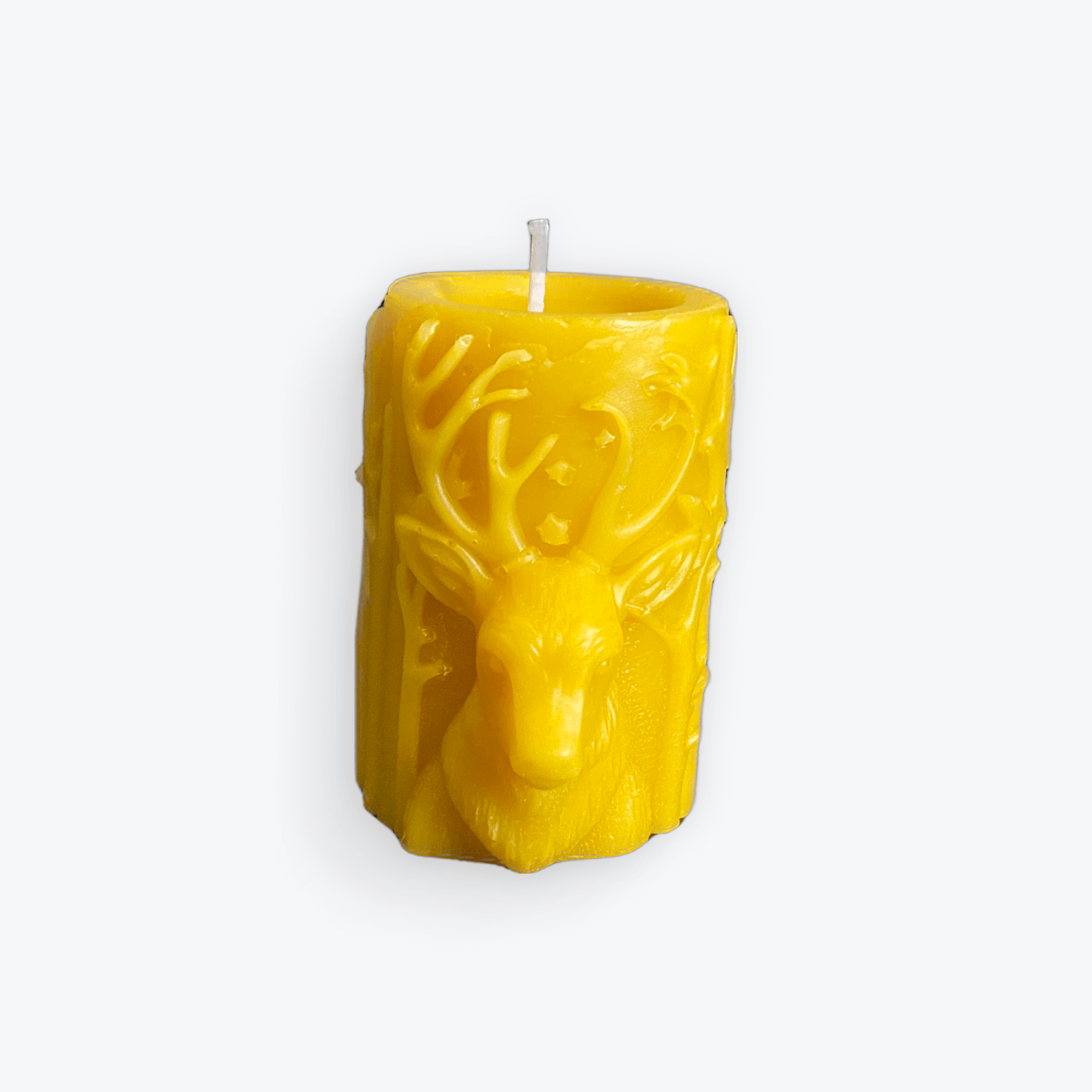 Rudolph reindeer christmas scene neeswax candle (2).png