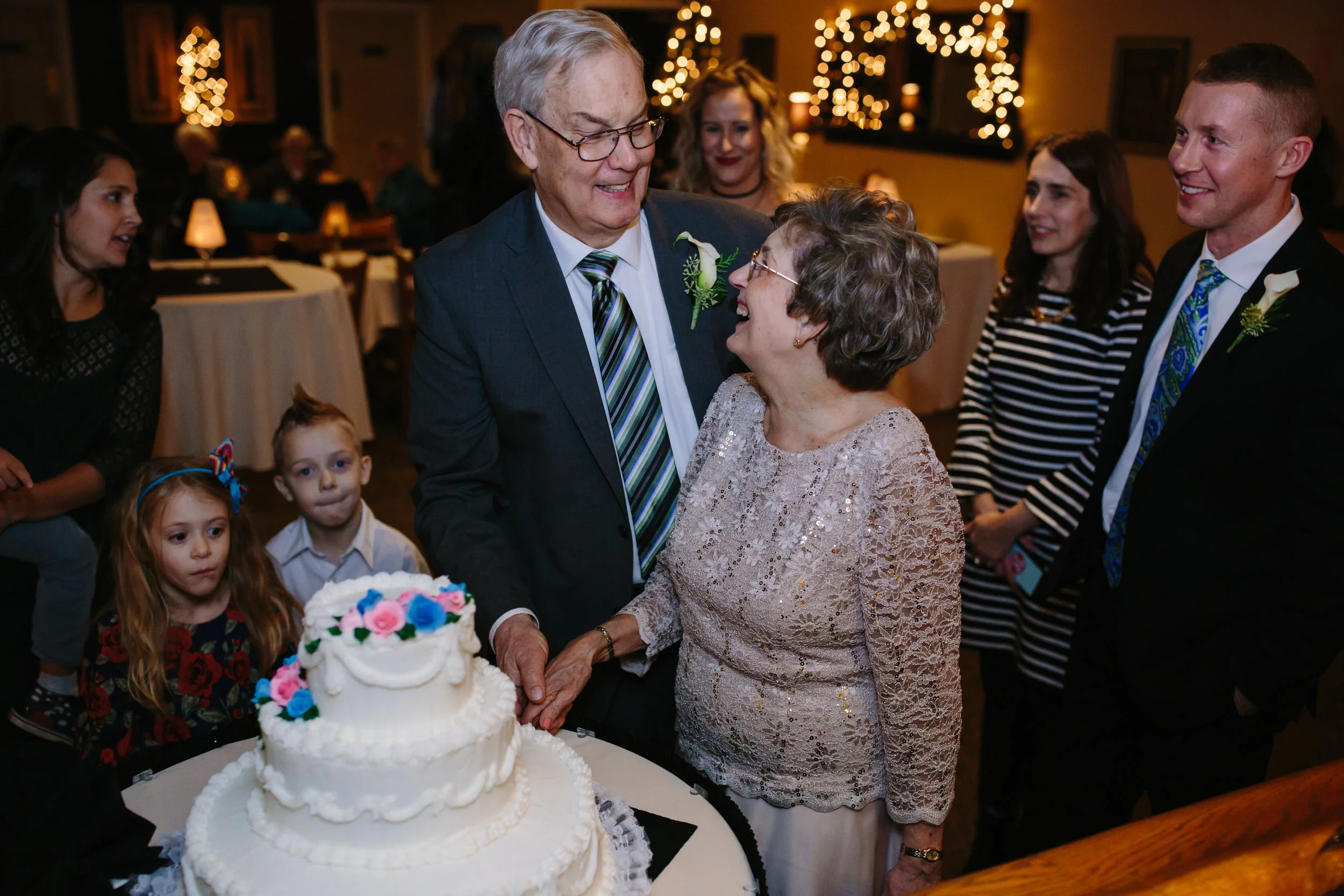 Gail_John_12302017-492.jpg