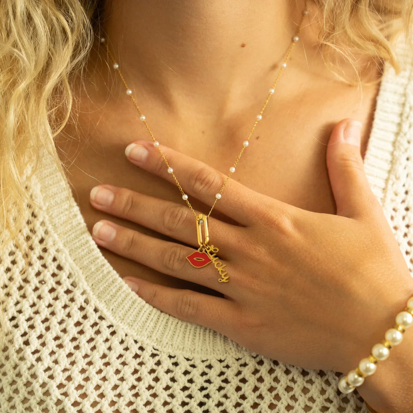 PDL0303 Lips Charm-3.jpg.webp