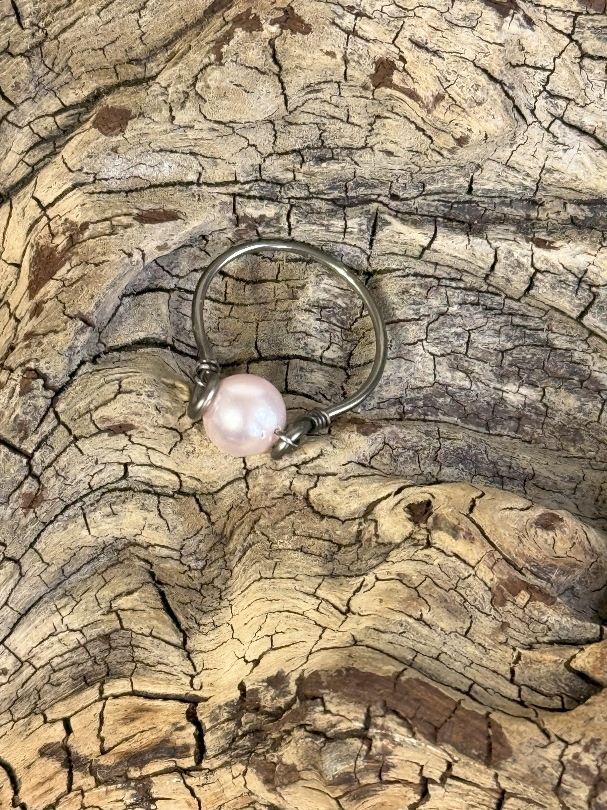 ring pink pearl beadIMG_6796.jpeg