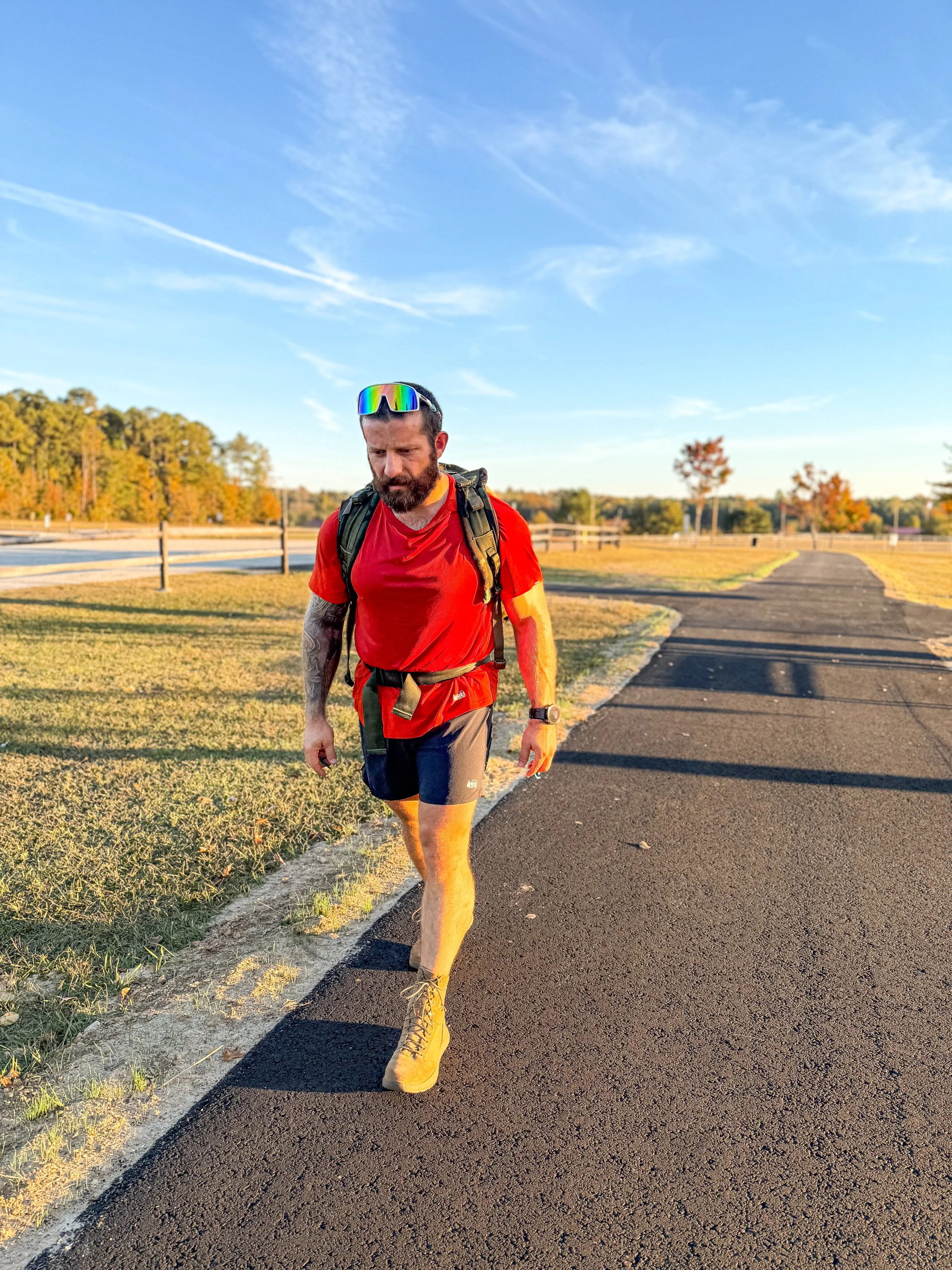 tactical man doing sub 2 hour ruck