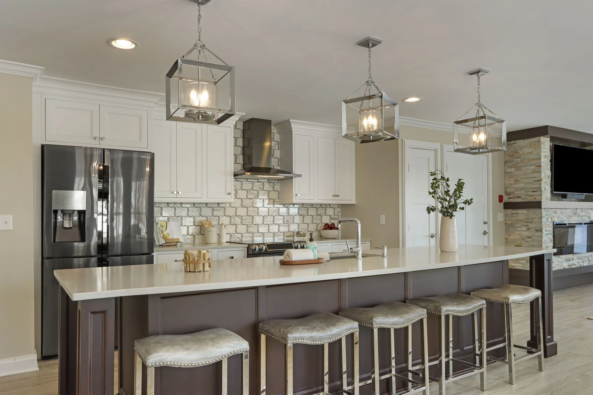 10-web-or-mls-432 Harvard Ave, 5-6, Fontana, WI - 16.jpg