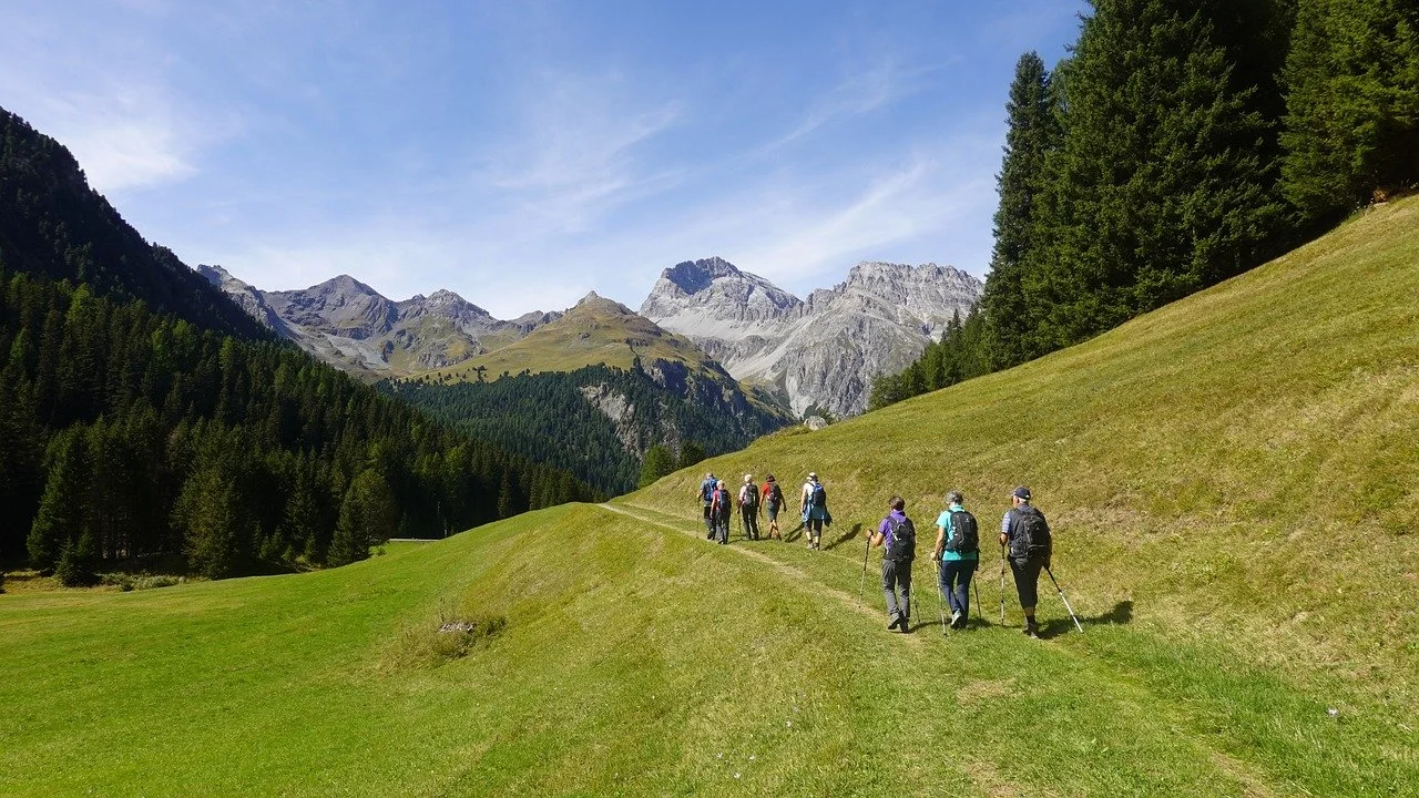 Hiking 4 Health