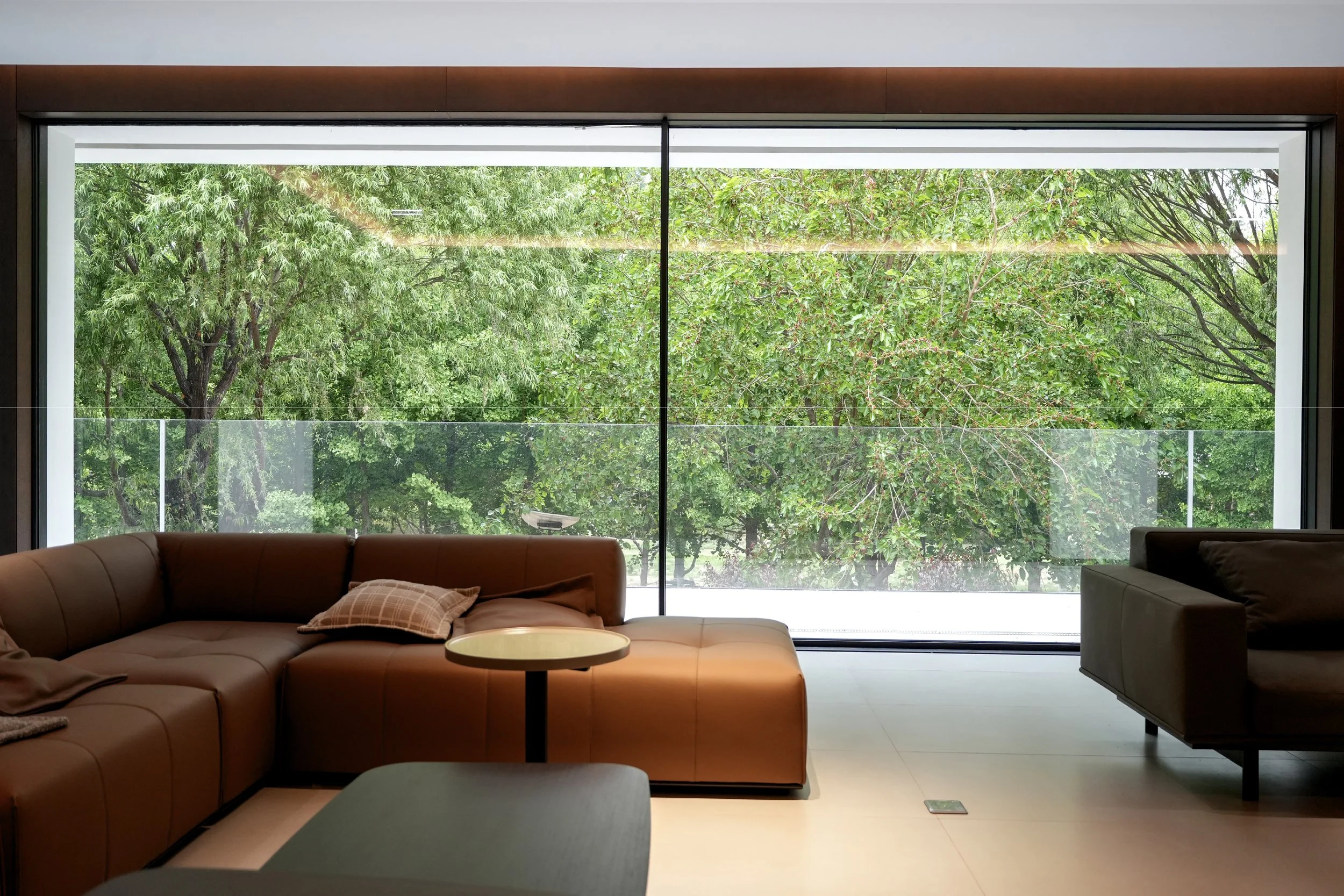 sliding door_1.jpg