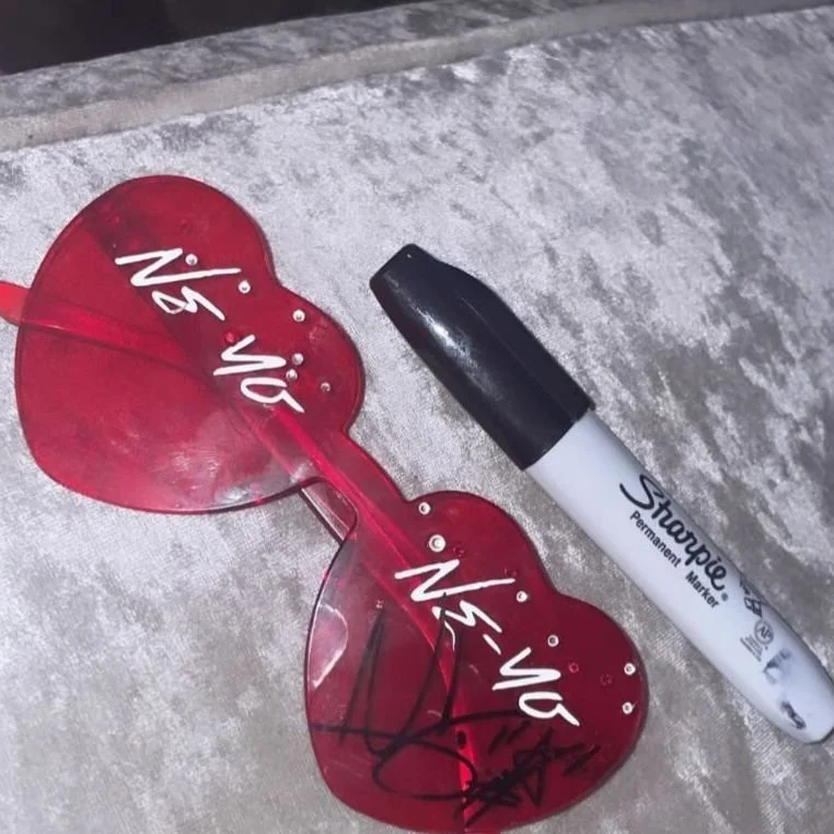 neyo signed.jpg
