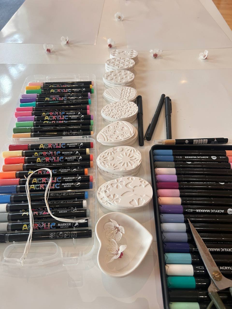 Workshop zur Keramikbemalung