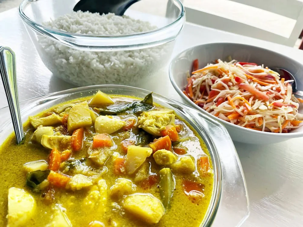 manta-retreat-curry.jpg