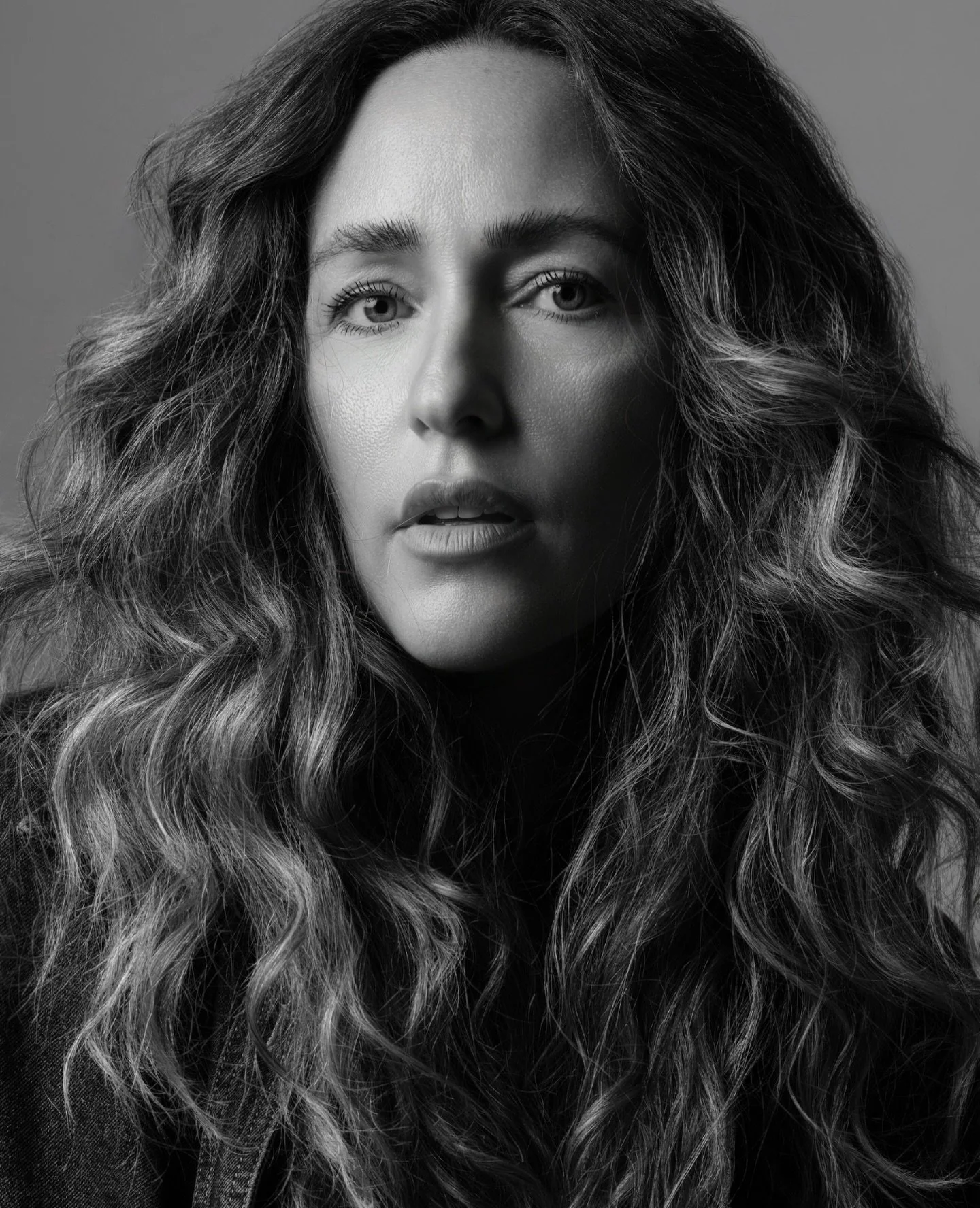 Recently shot at @studiocontro 📸

We offer 2, 4, 6, and 10 hour production rentals of our space. We also regularly create custom packages for photographers and creative teams based on their needs. 

We&rsquo;ve got gear in house, and what we don&rsq