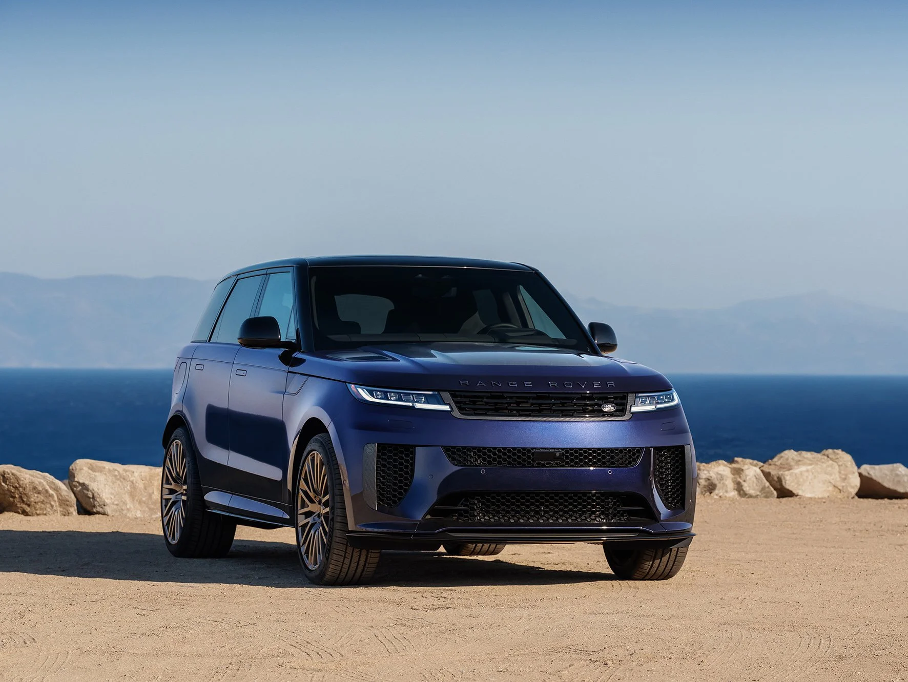 Range Rover Sport SV 'Nocturne'
