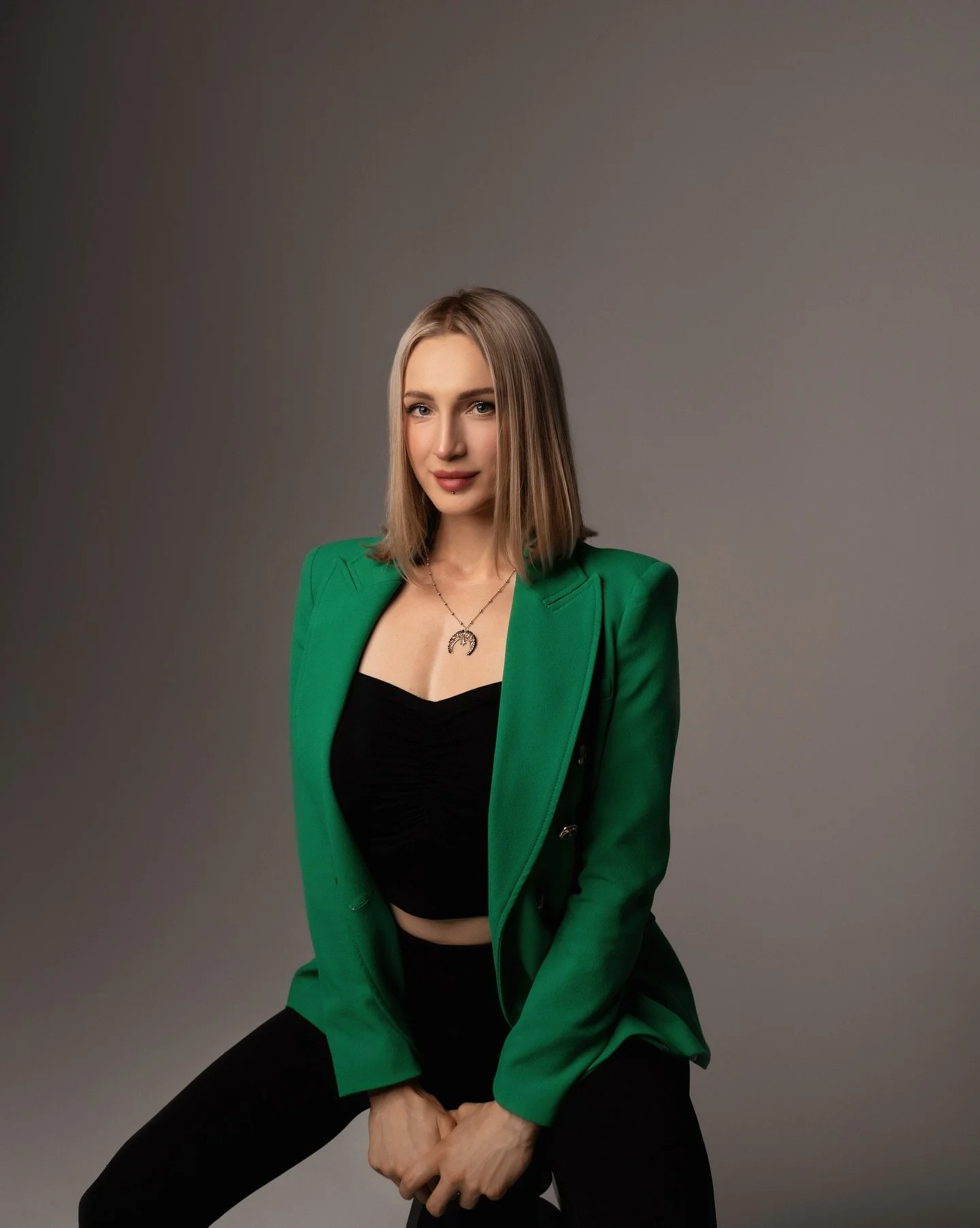 Nach 4 Jahren im eigenen Studio hab ich gelernt:
Es gibt immer wieder Momente, in denen du denkst, du packst es nicht mehr.. 🥺
Zweifel. Stress. &Uuml;berforderung.
Und manchmal dieser eine Gedanke: &bdquo;Vielleicht sollte ich einfach aufh&ouml;ren&