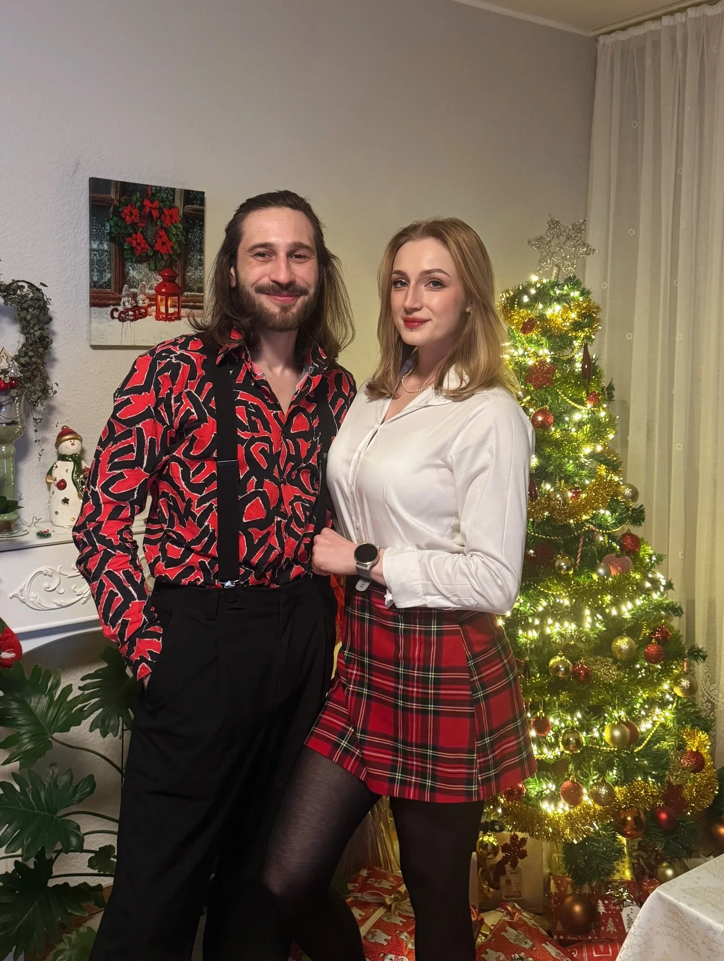 🎄Christmas dump🎄🎅 no AI, wow 😂 

Ich hoffe, ihr konntet die Feiertage genie&szlig;en und sie auf eure eigene Art verbringen 😇
Ich habe mir eine kleine Instagram-Pause geg&ouml;nnt und f&uuml;hle mich endlich wieder etwas aufgeladen 🔋

2026 steh