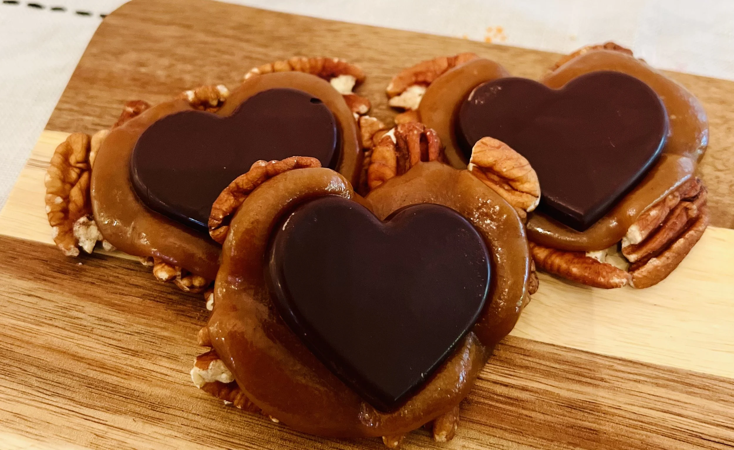 Chocolate Caramel Turtles