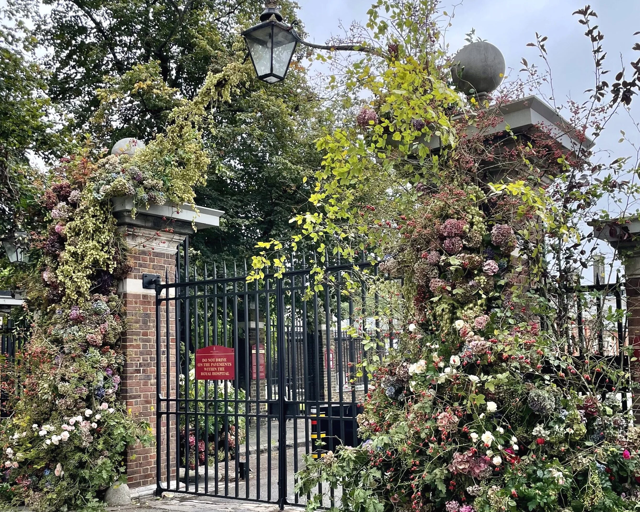 Chelsea Flower Show 2021 Entrance Gates installation