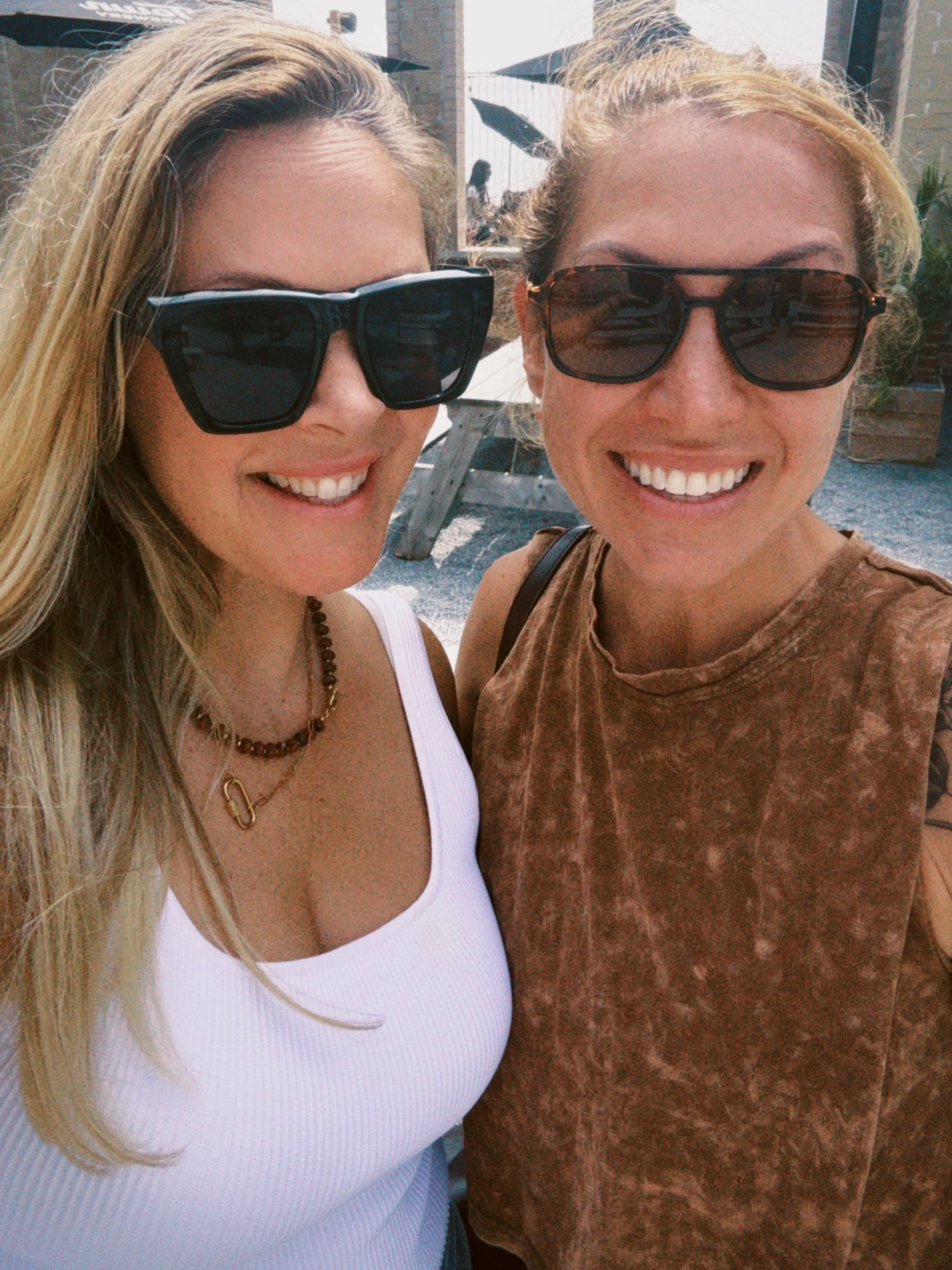 There&rsquo;s something special about working alongside people who just get it.

@nicolee.mortgage is one of those people. She&rsquo;s in her hustle era, building something with purpose and creating a network for women who are navigating a transition