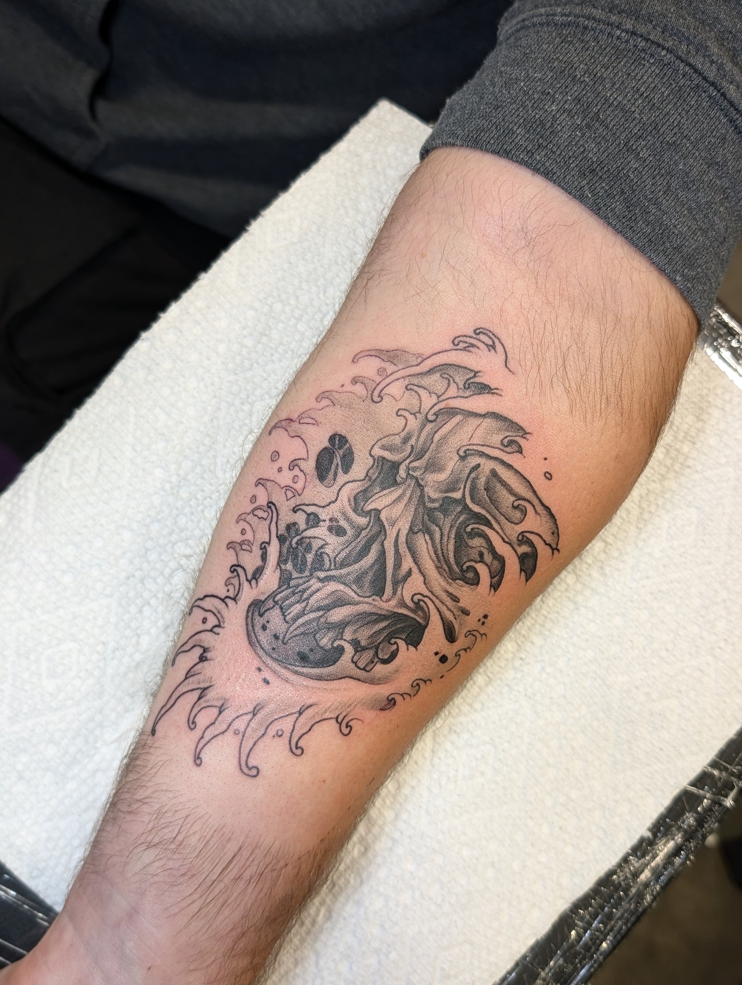 Skull Waves Tattoo Japanese