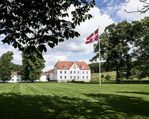300616-sinatur-haraldskaer_5499_graded.jpg