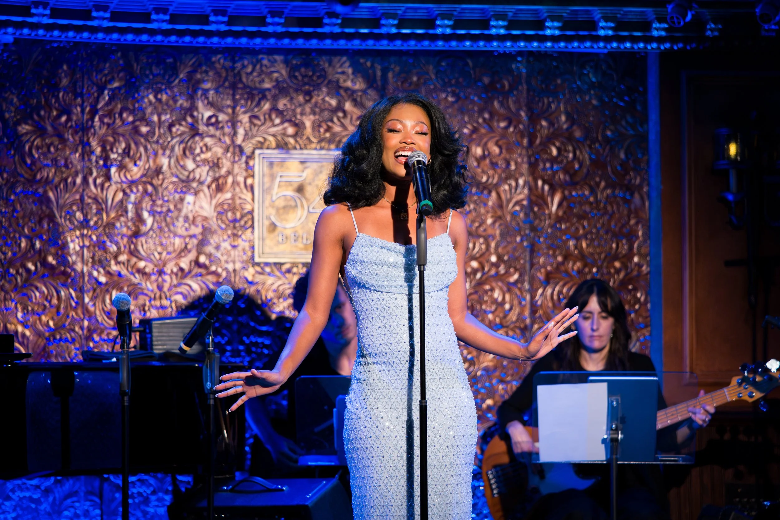 Mona Swain at Hannah Bayles' 54 Below Show
