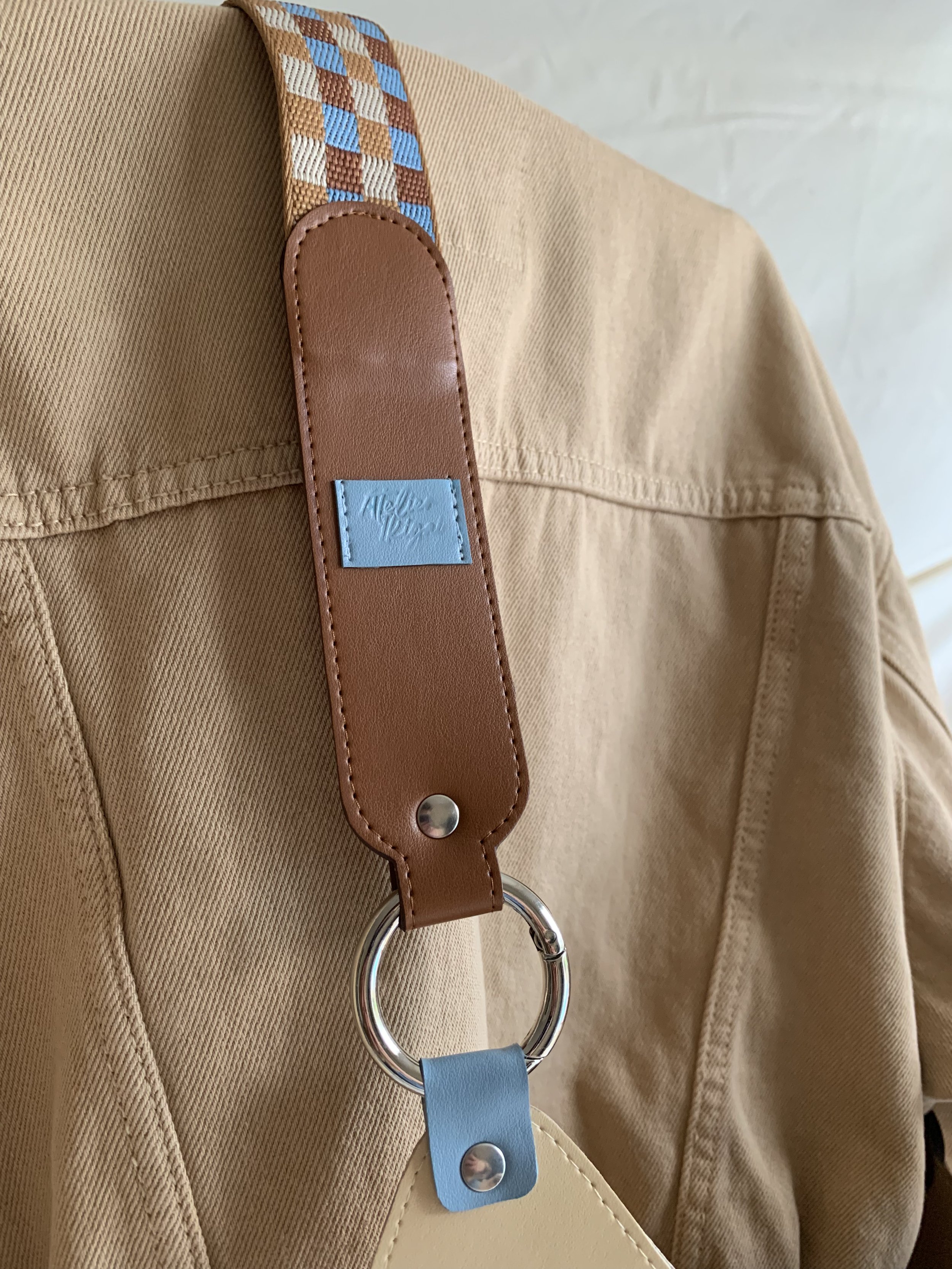Beige123.jpg